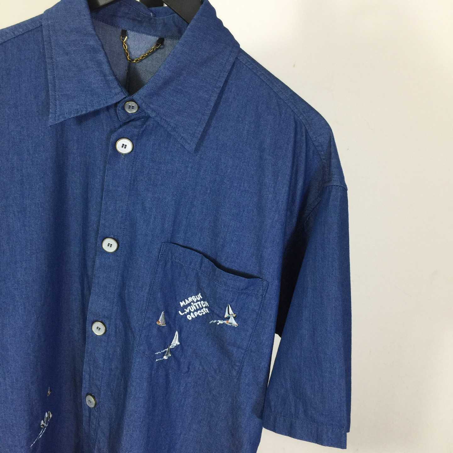 Louis Vuitton Embroidered Chambray Short-Sleeved Shirt   1AHVVX - FashionPlug