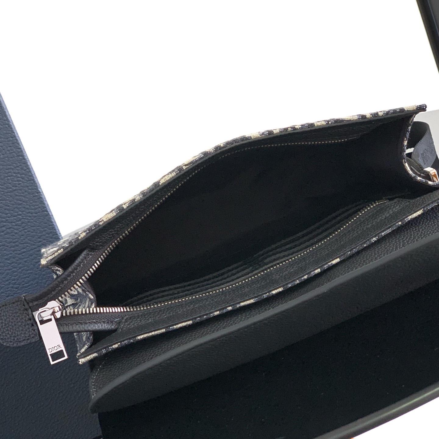 Dior Saddle A5 Triangle Pouch  - FashionPlug