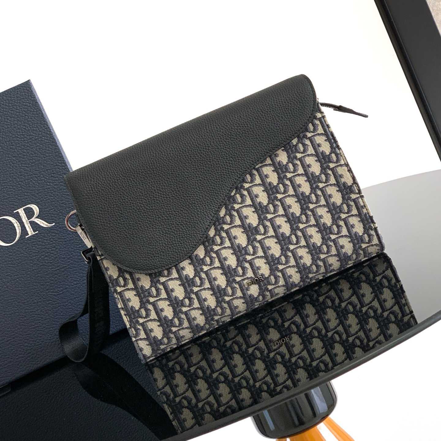Dior Saddle A5 Triangle Pouch  - FashionPlug