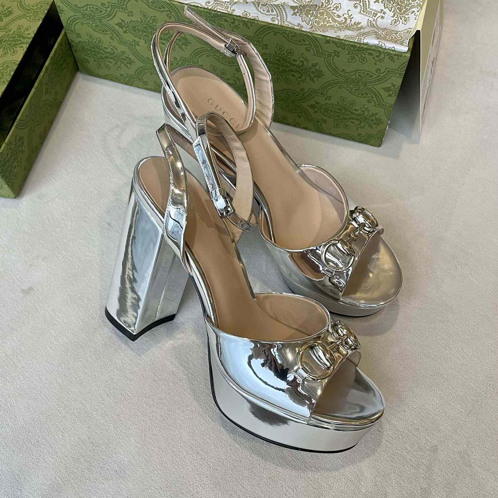 Gucci Silver Leather Sandals    11cm - FashionPlug