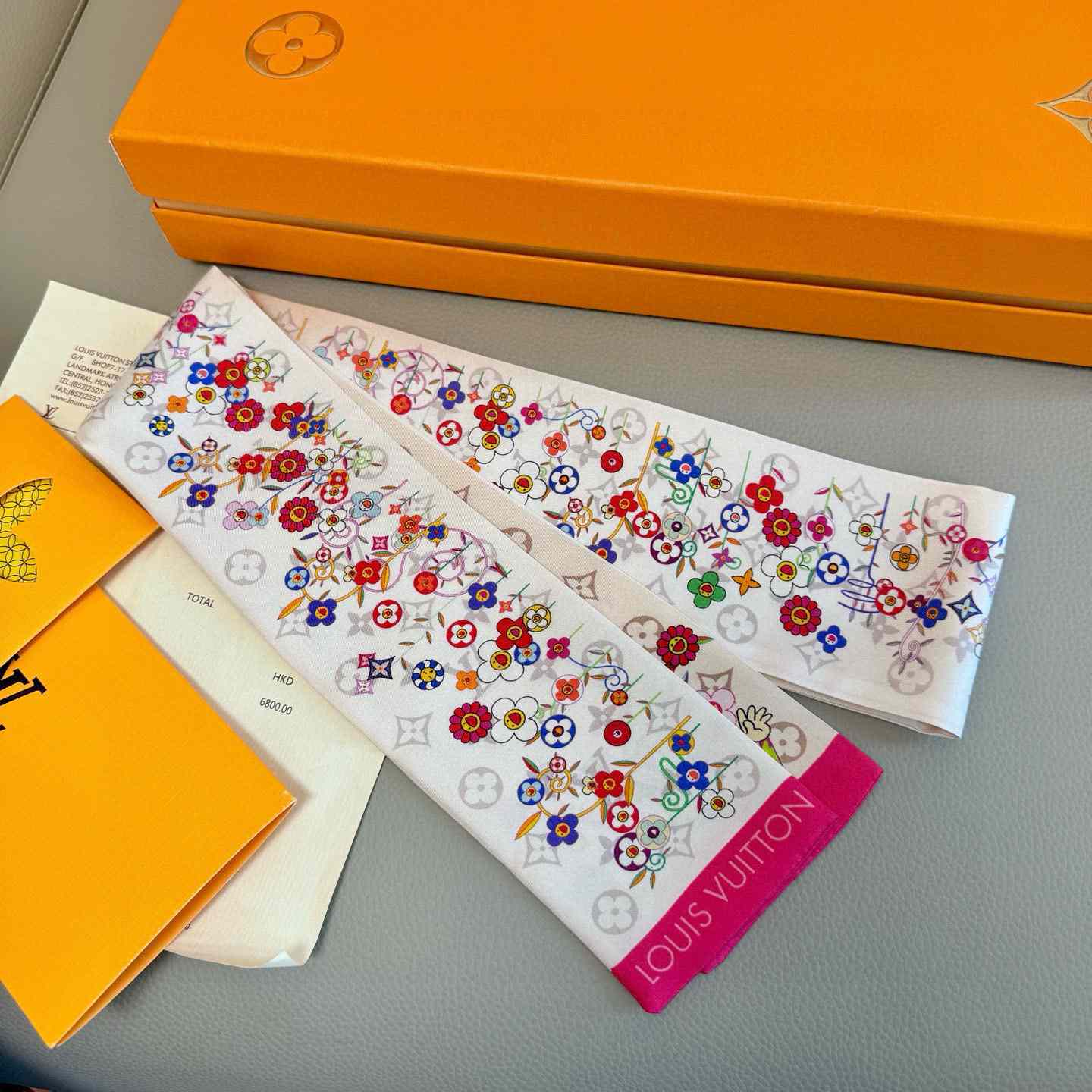Louis Vuitton LV x TM Superflat Monogram Bandeau   M96165 - FashionPlug