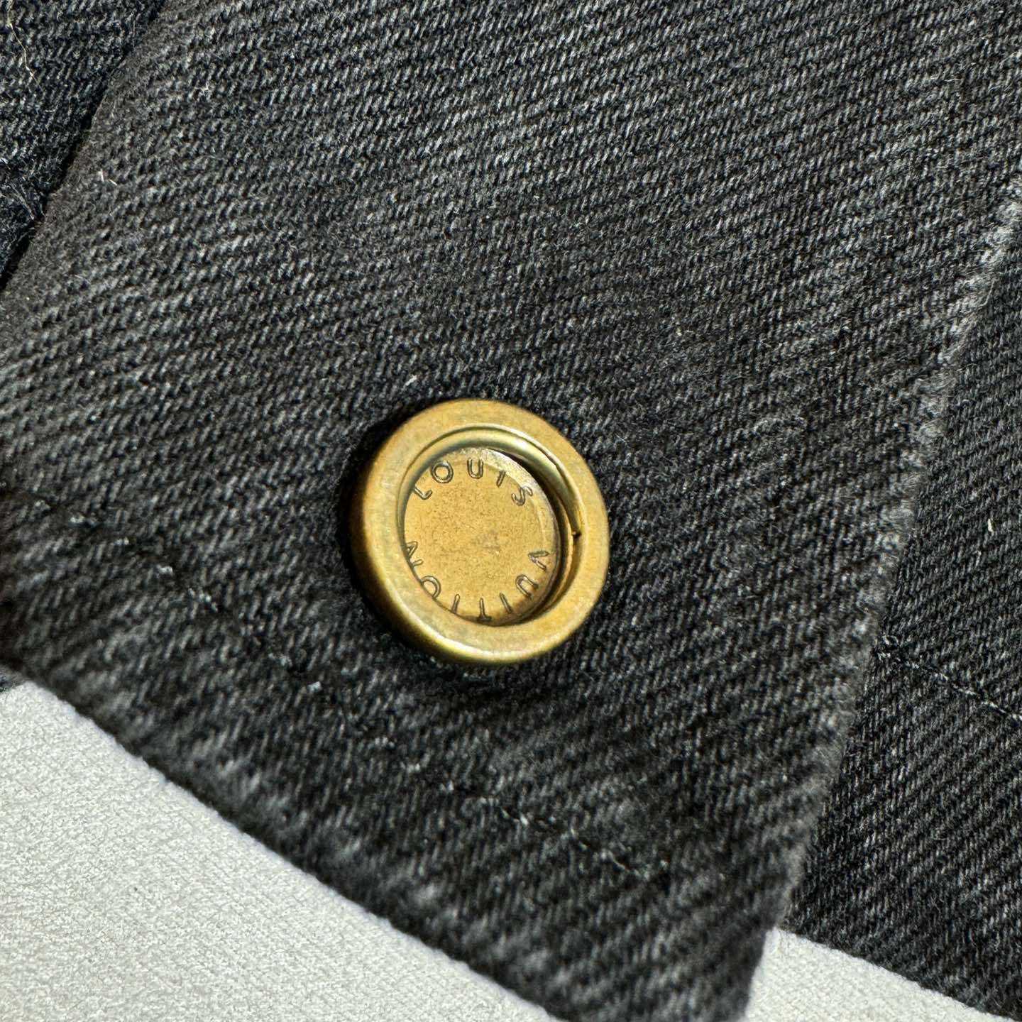 Louis Vuitton Workwear Denim Jacket   1AFVA6 - FashionPlug