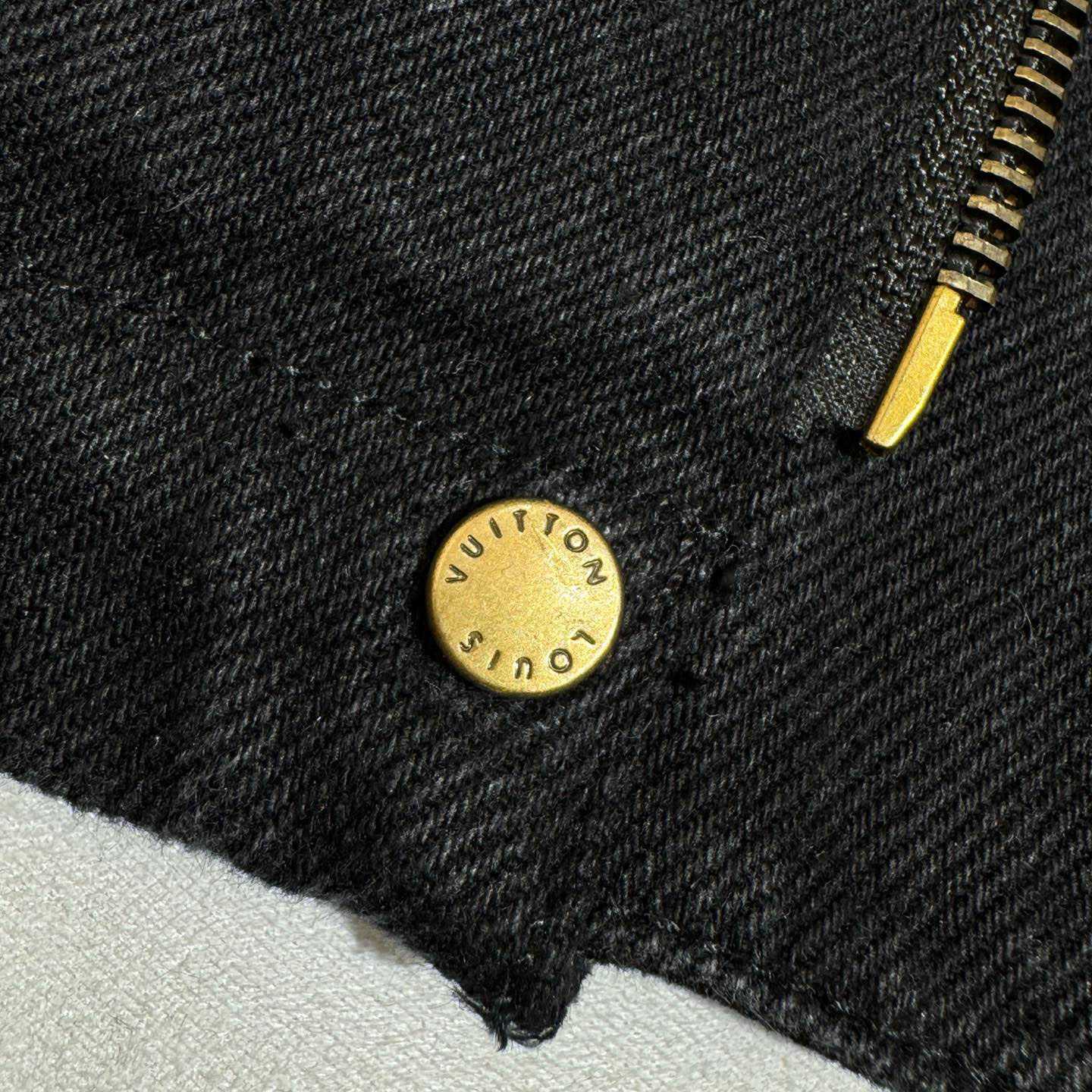 Louis Vuitton Workwear Denim Jacket   1AFVA6 - FashionPlug