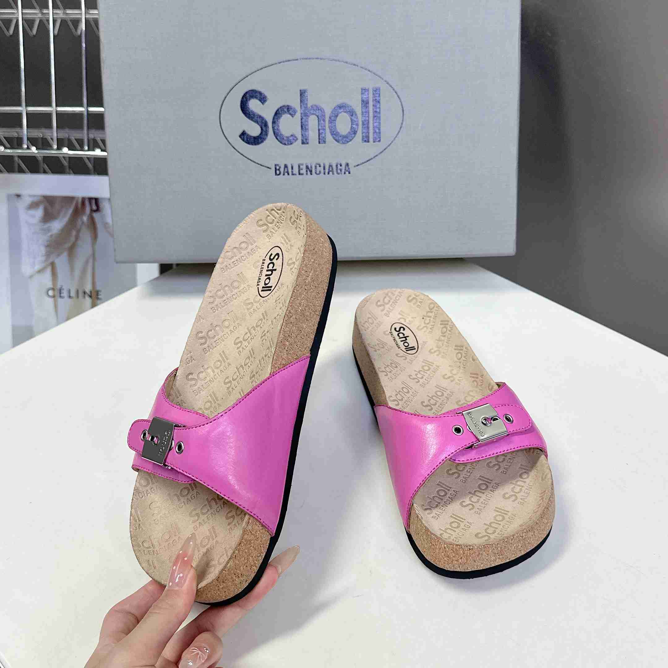 Balenciaga Scholl Flat Sandal In Glossy Pink - FashionPlug