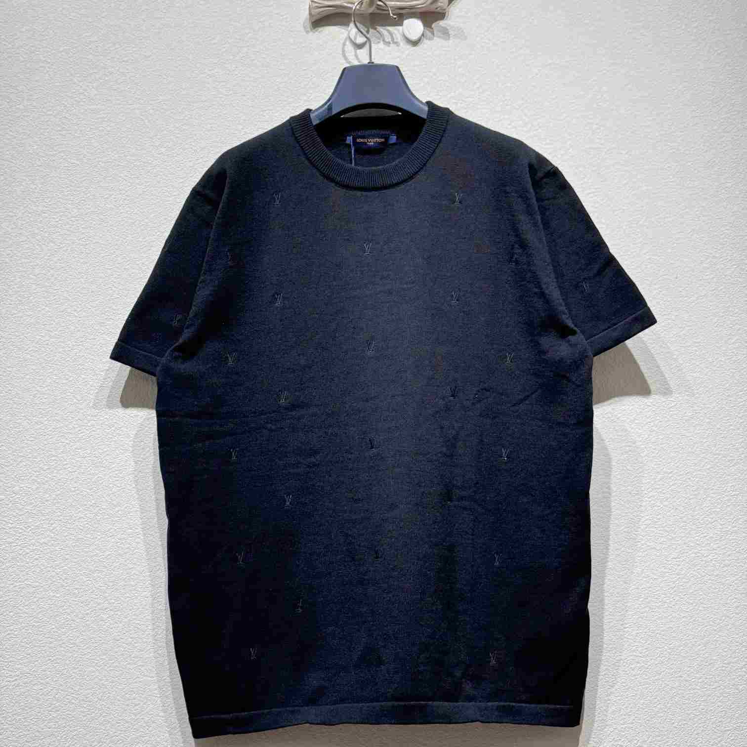 Louis Vuitton LV Blason Embroidered Short-Sleeved Crewneck   1AHVPR - FashionPlug