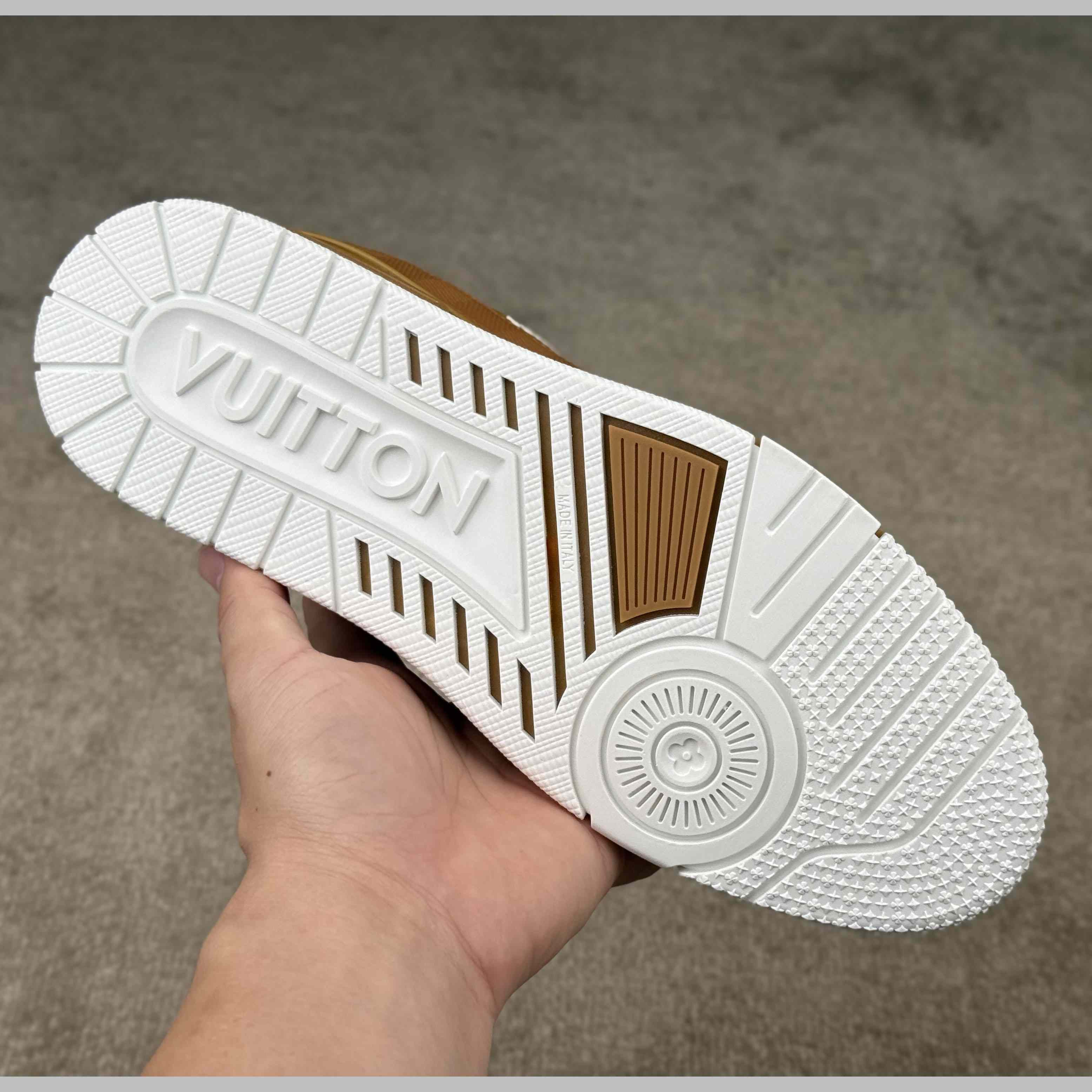 Louis Vuitton LV Trainer Sneaker   1AHTTO - FashionPlug