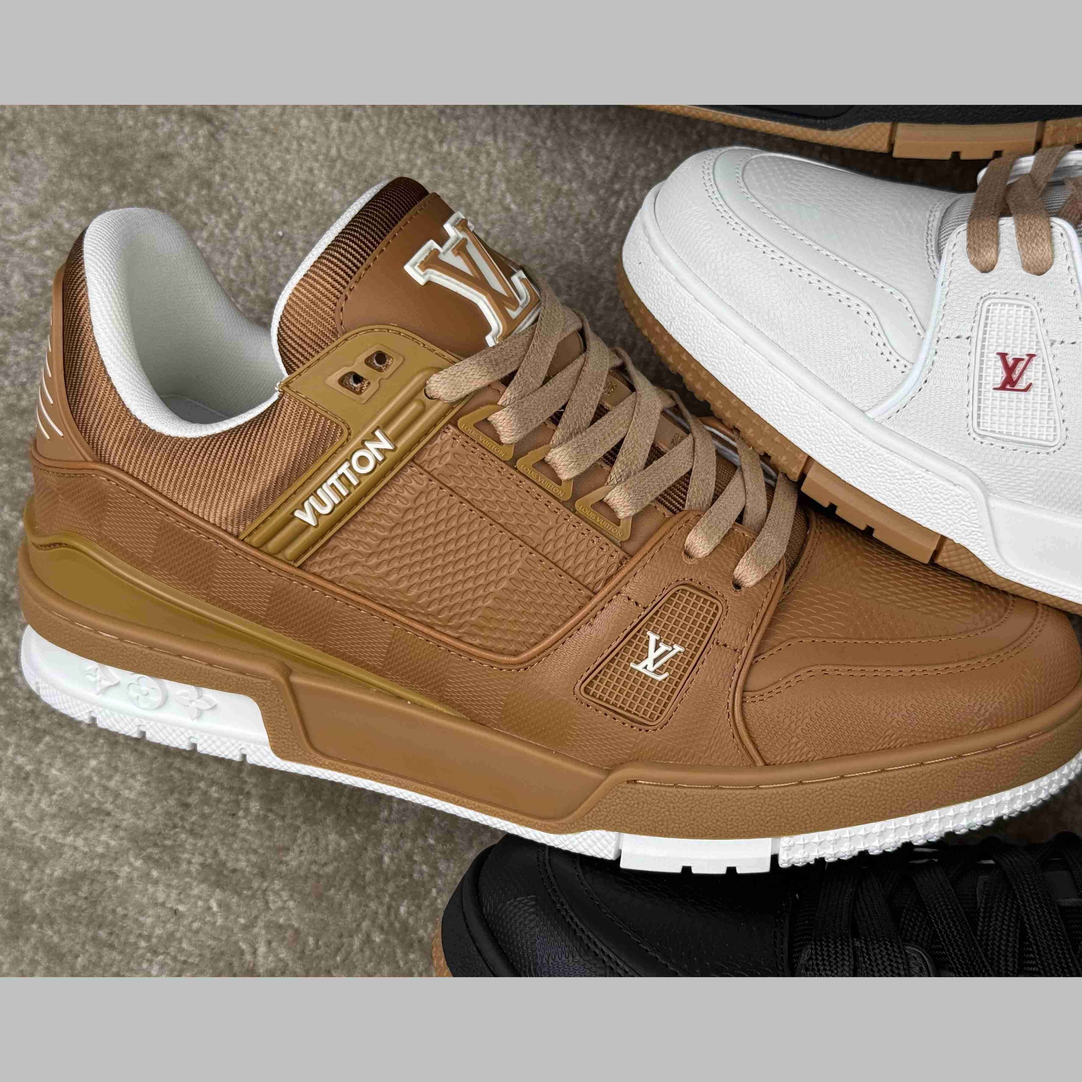 Louis Vuitton LV Trainer Sneaker   1AHTTO - FashionPlug