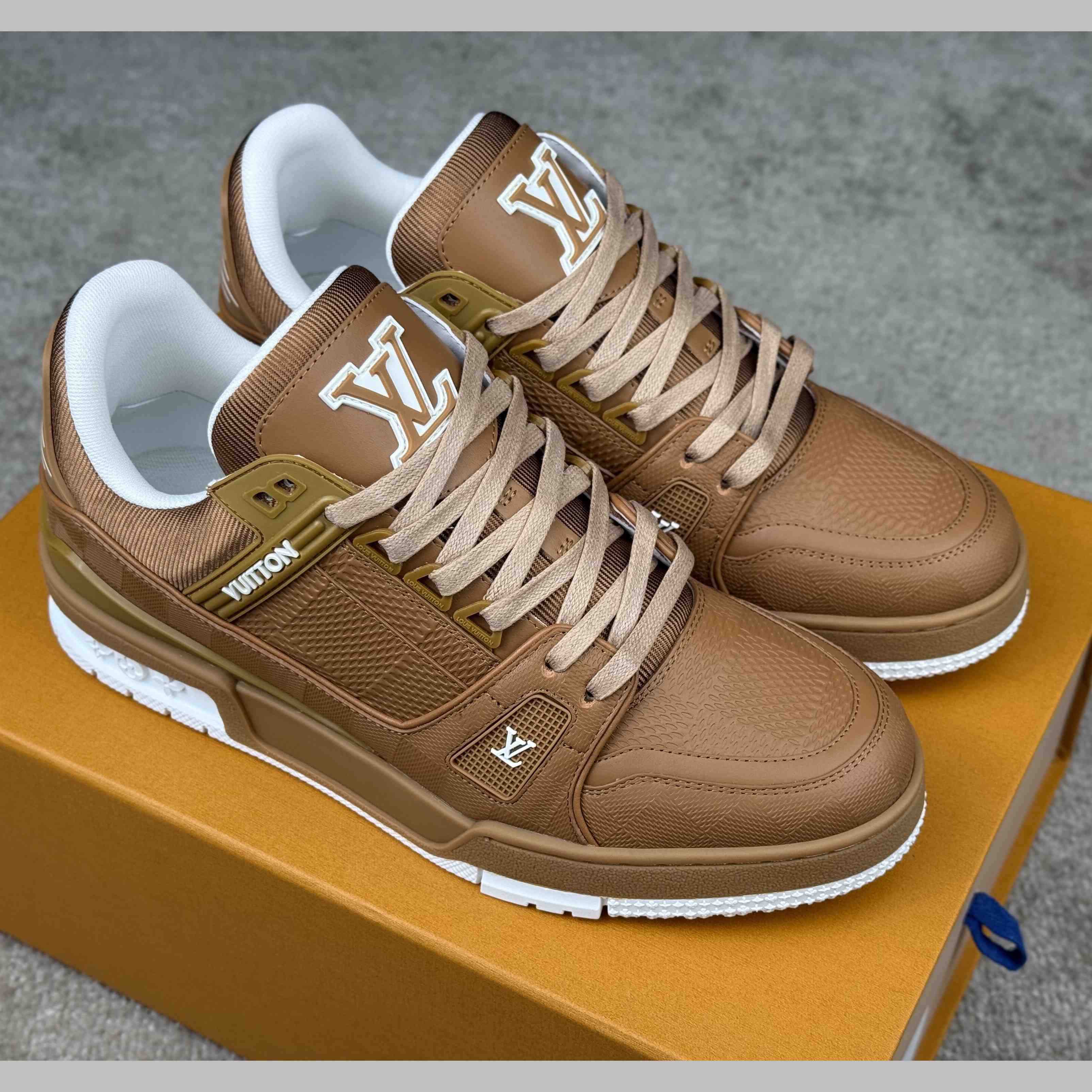 Louis Vuitton LV Trainer Sneaker   1AHTTO - FashionPlug