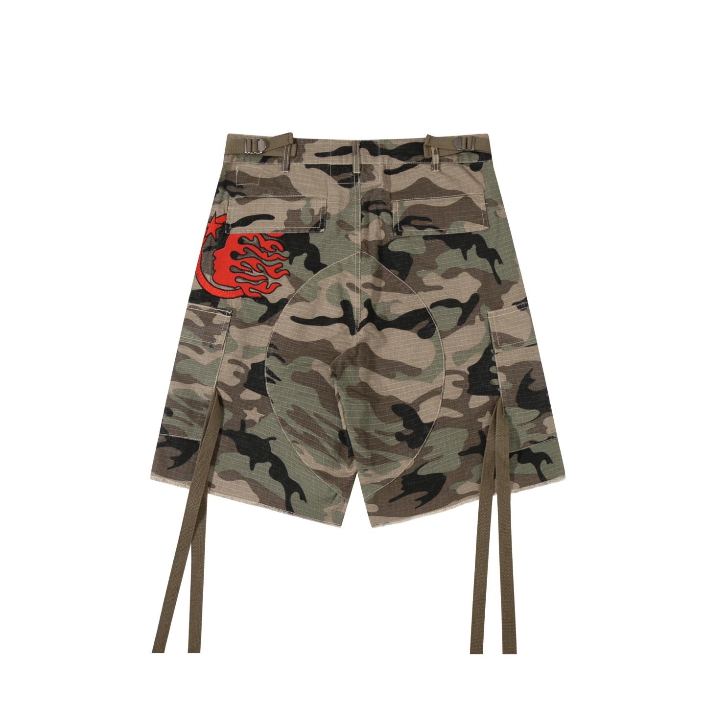 Hellstar Cargo Shorts Camo  - FashionPlug