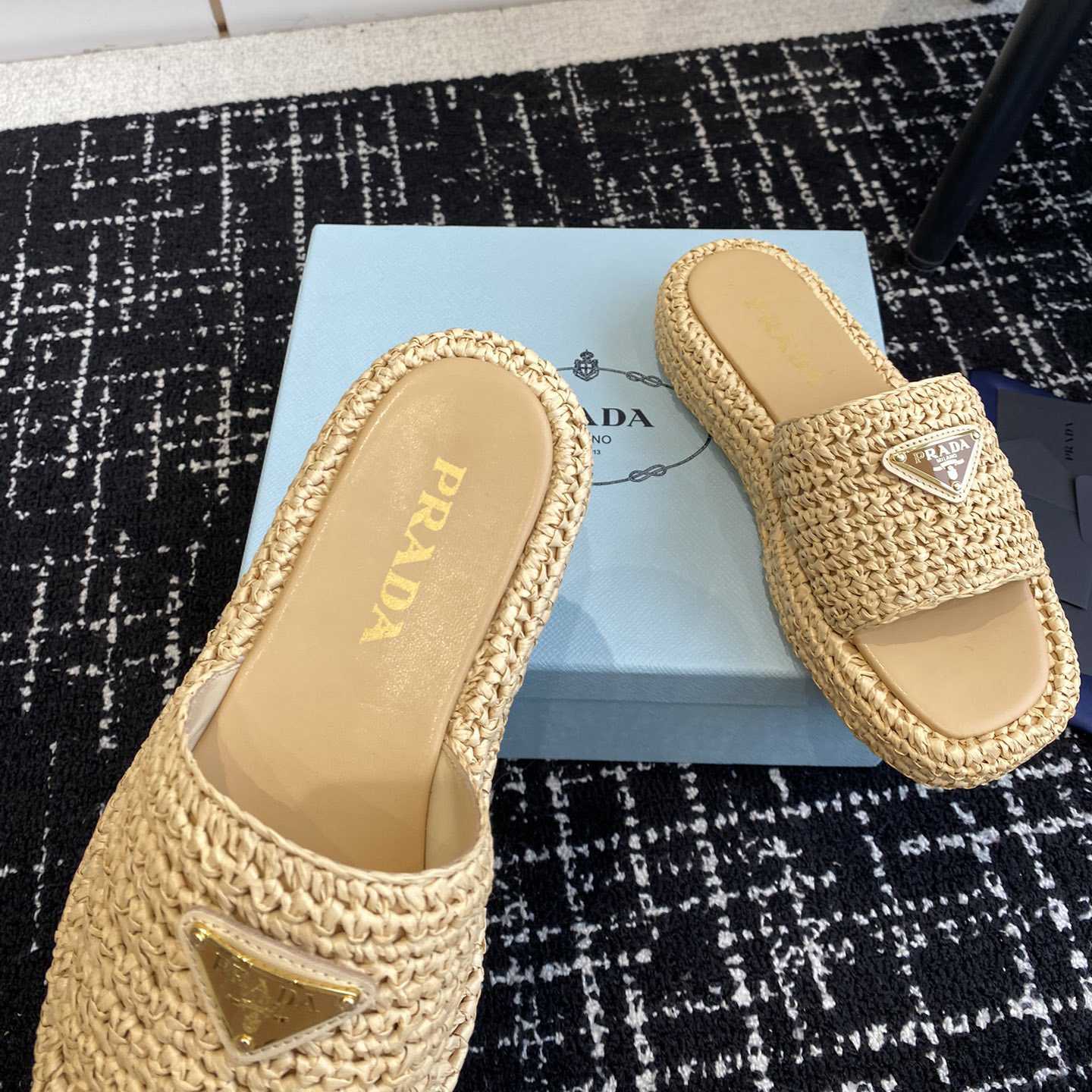 Prada Crochet Flatform Slides - FashionPlug