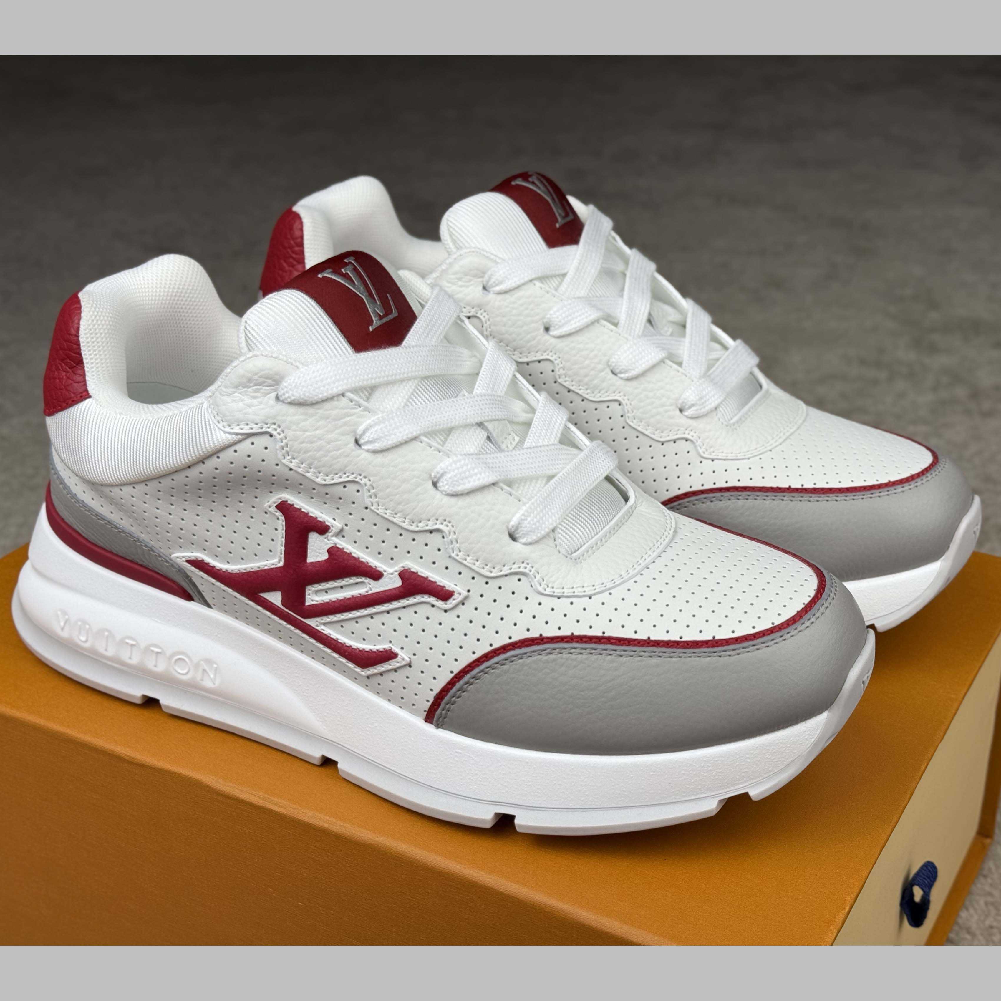 Louis Vuitton LV Classic Sneaker    - FashionPlug