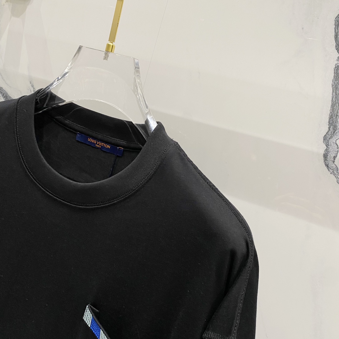Louis Vuitton Embellished Short-Sleeved Cotton Crewneck   1AFRJG - FashionPlug