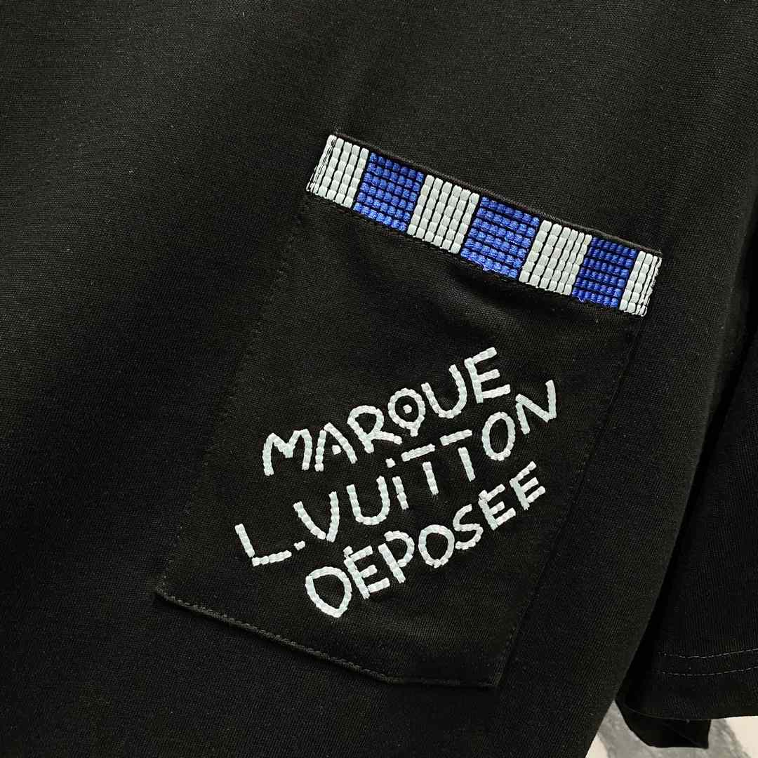 Louis Vuitton Embellished Short-Sleeved Cotton Crewneck   1AFRJG - FashionPlug