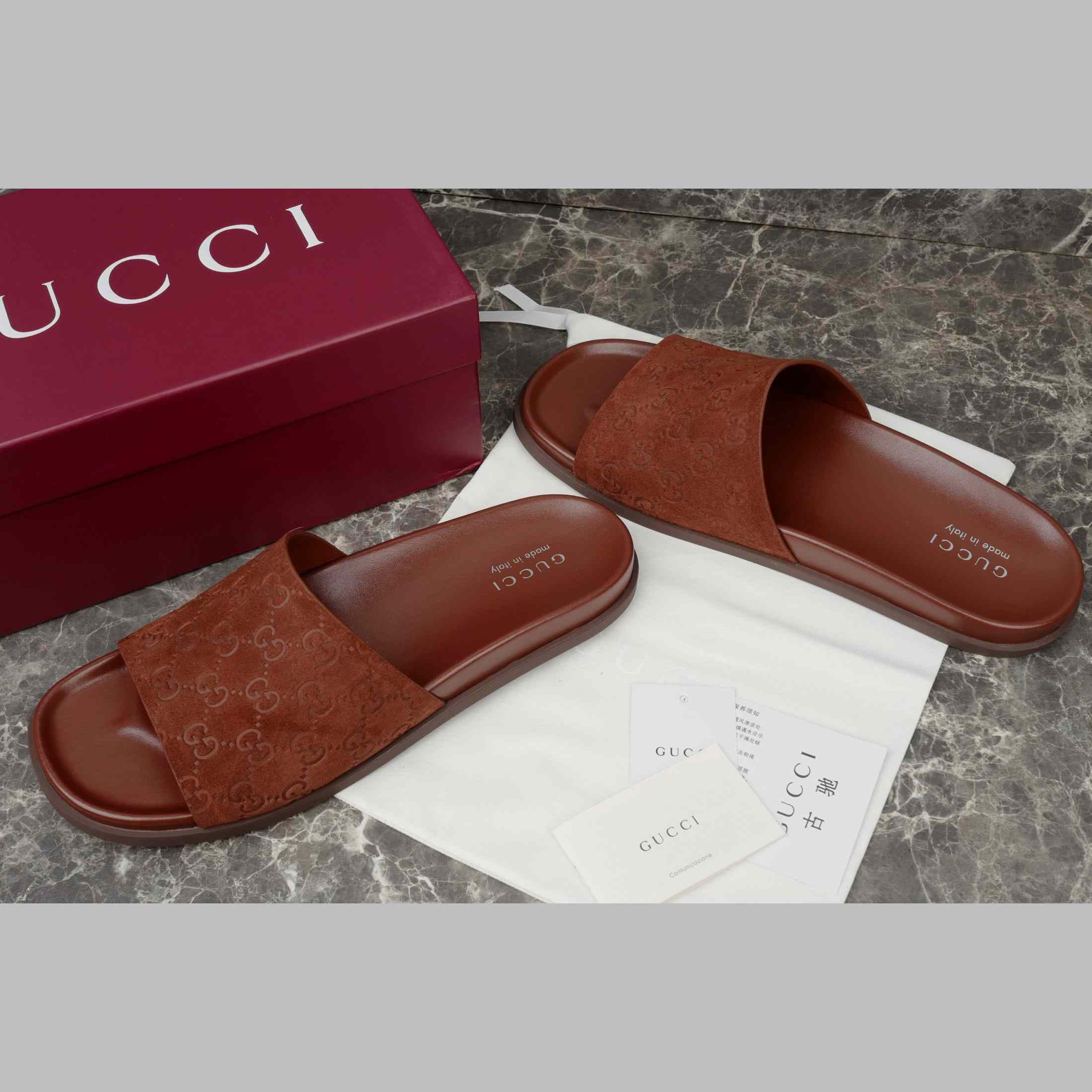 Gucci Men's Slide Sandal - FashionPlug