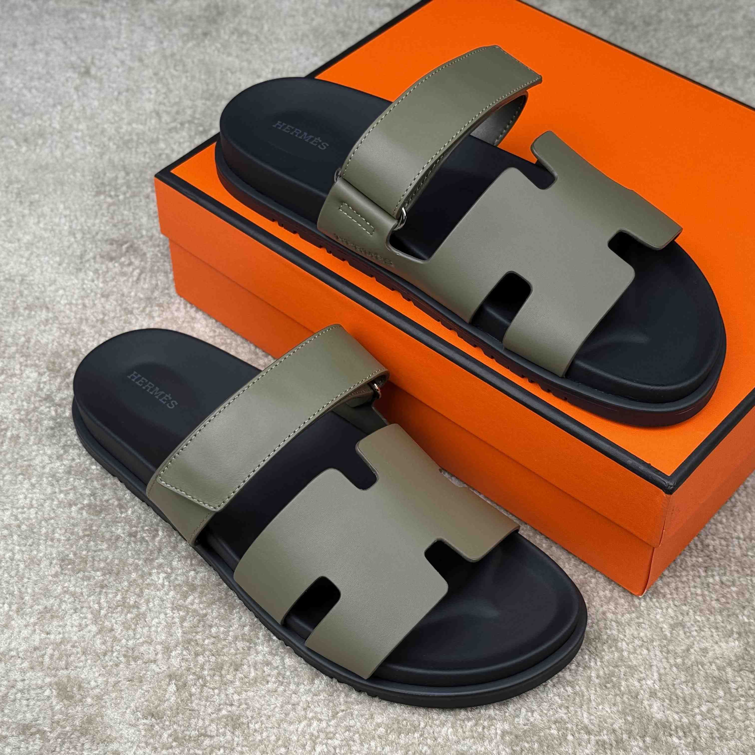 Hermes Chypre Sandal - FashionPlug