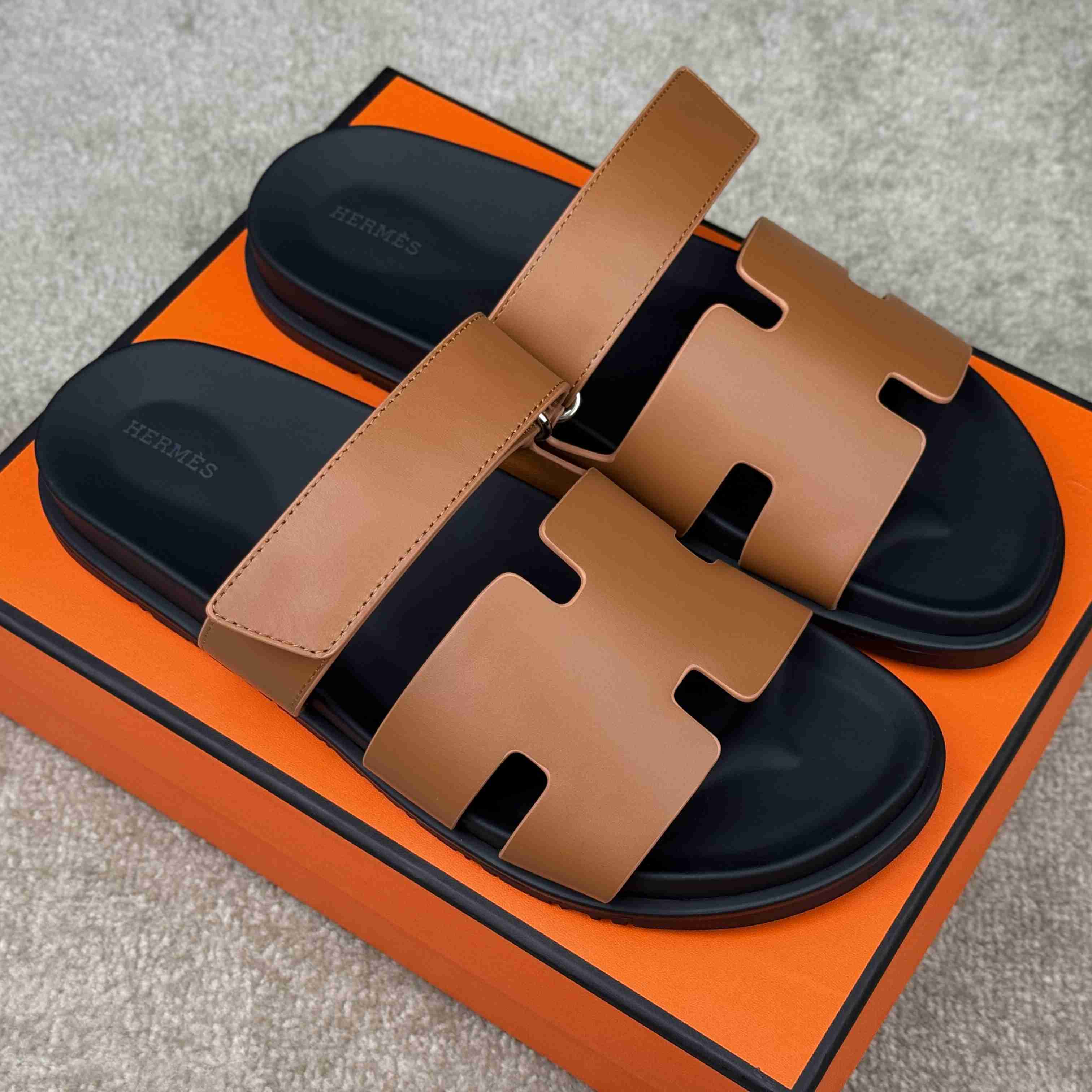 Hermes Chypre Sandal - FashionPlug
