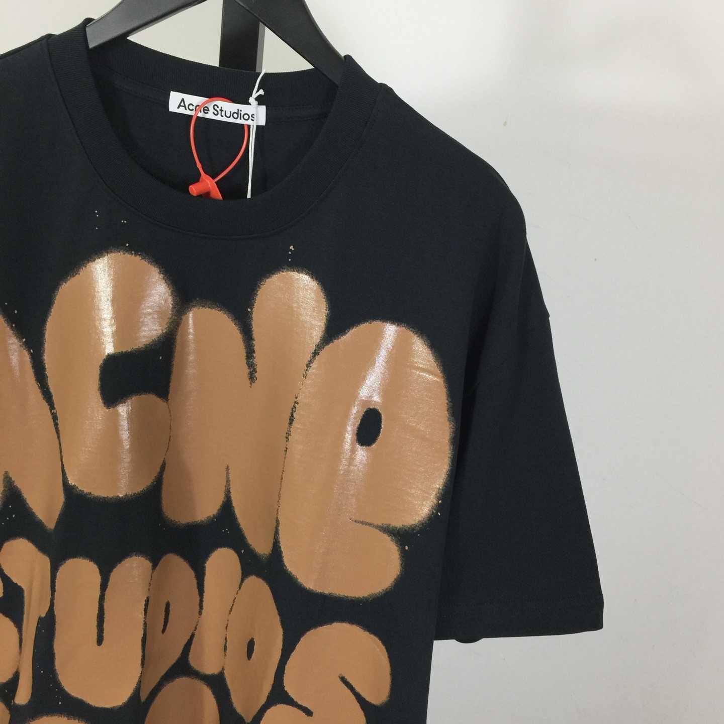 Acne Studios  T-shirt logo - Relaxed unisex fit - Black - FashionPlug