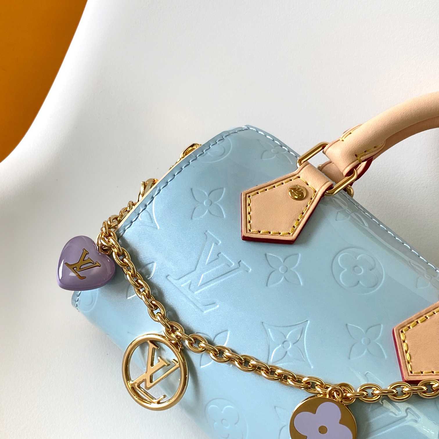 Louis Vuitton Nano Speedy Monogram Vernis Leather  16x10x7.5cm  M83000 - FashionPlug