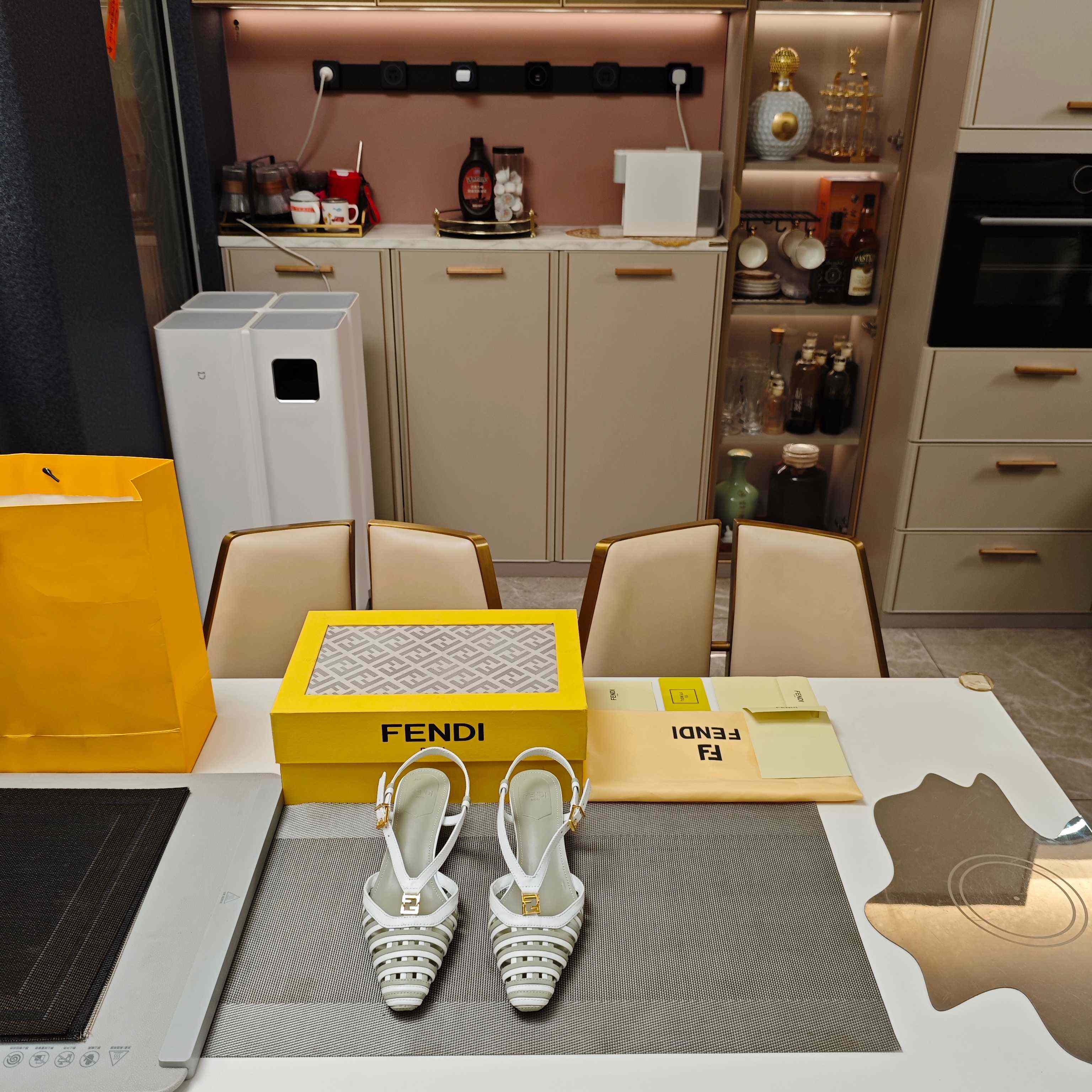 Fendi FFold Leather Low-heeled Slingbacks - FashionPlug