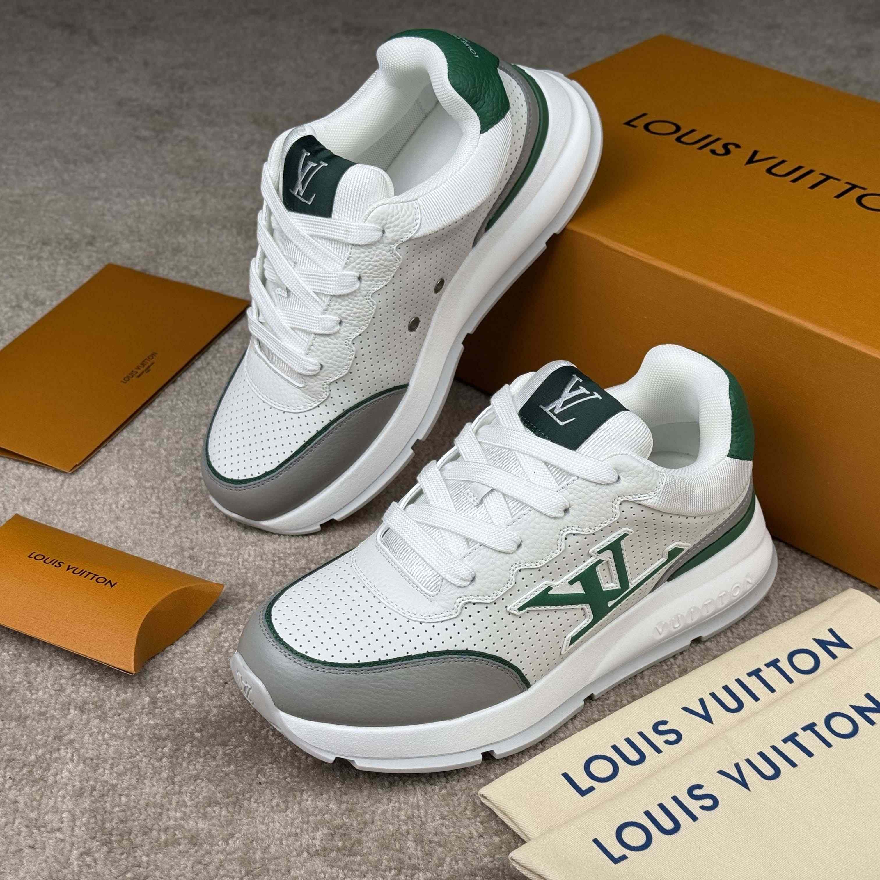 Louis Vuitton LV Classic Sneaker   1AHSUG - FashionPlug