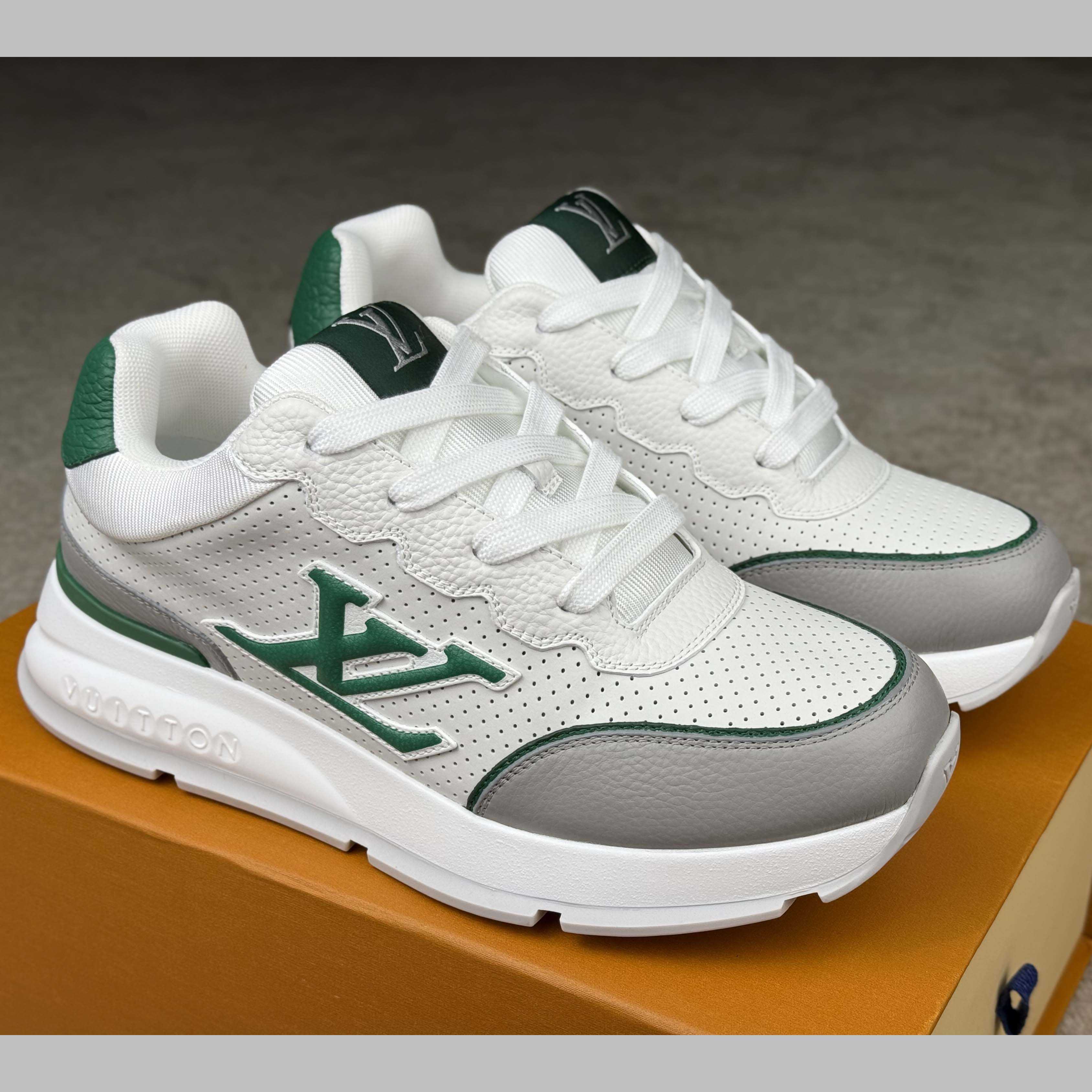 Louis Vuitton LV Classic Sneaker   1AHSUG - FashionPlug