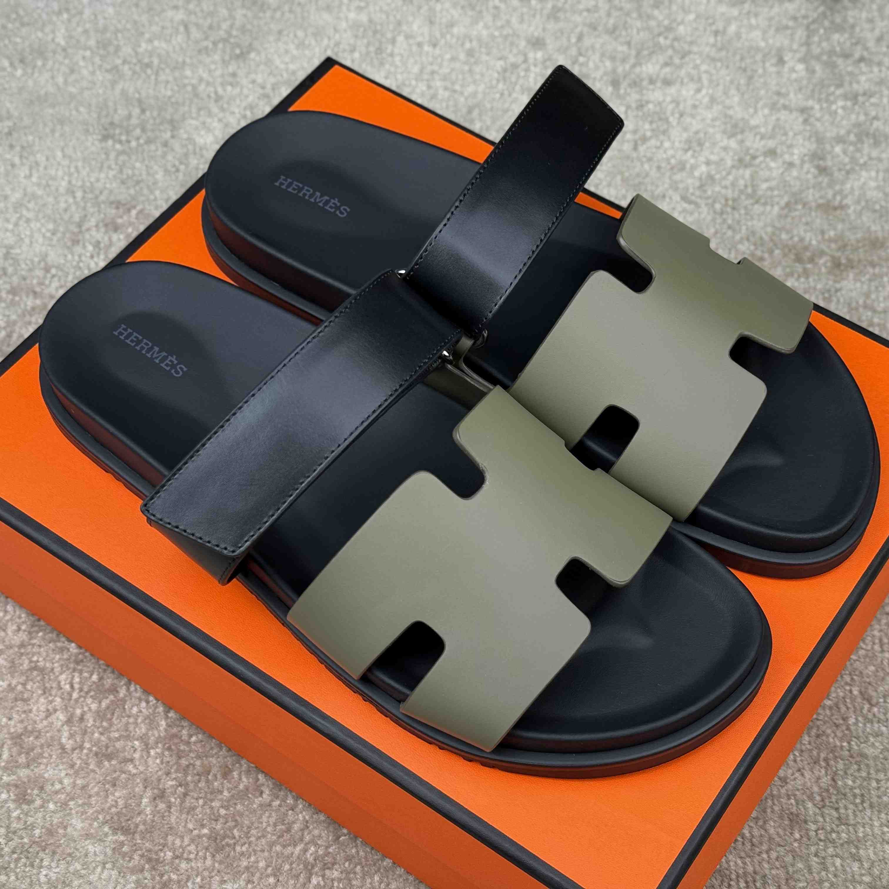 Hermes Chypre Sandal - FashionPlug