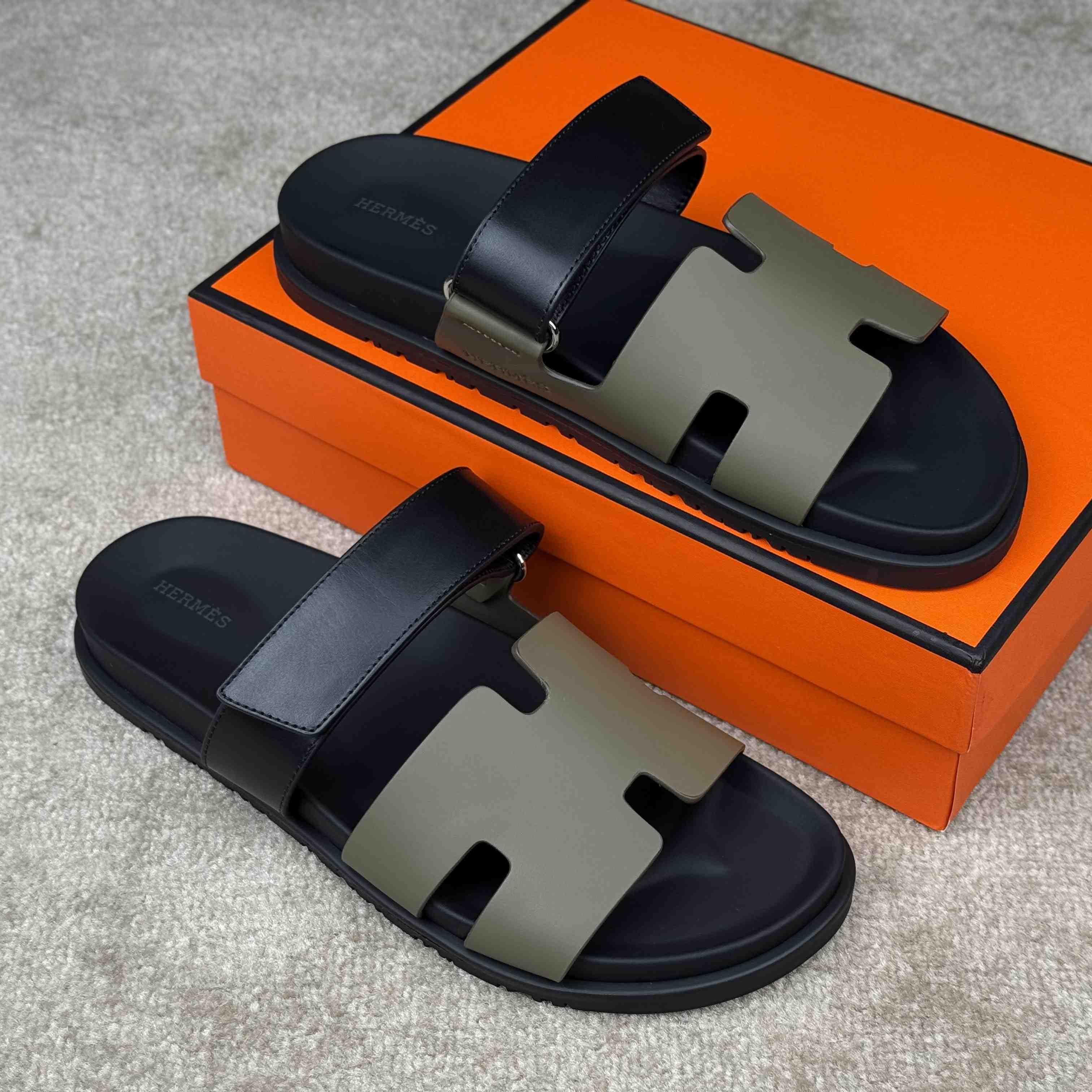 Hermes Chypre Sandal - FashionPlug