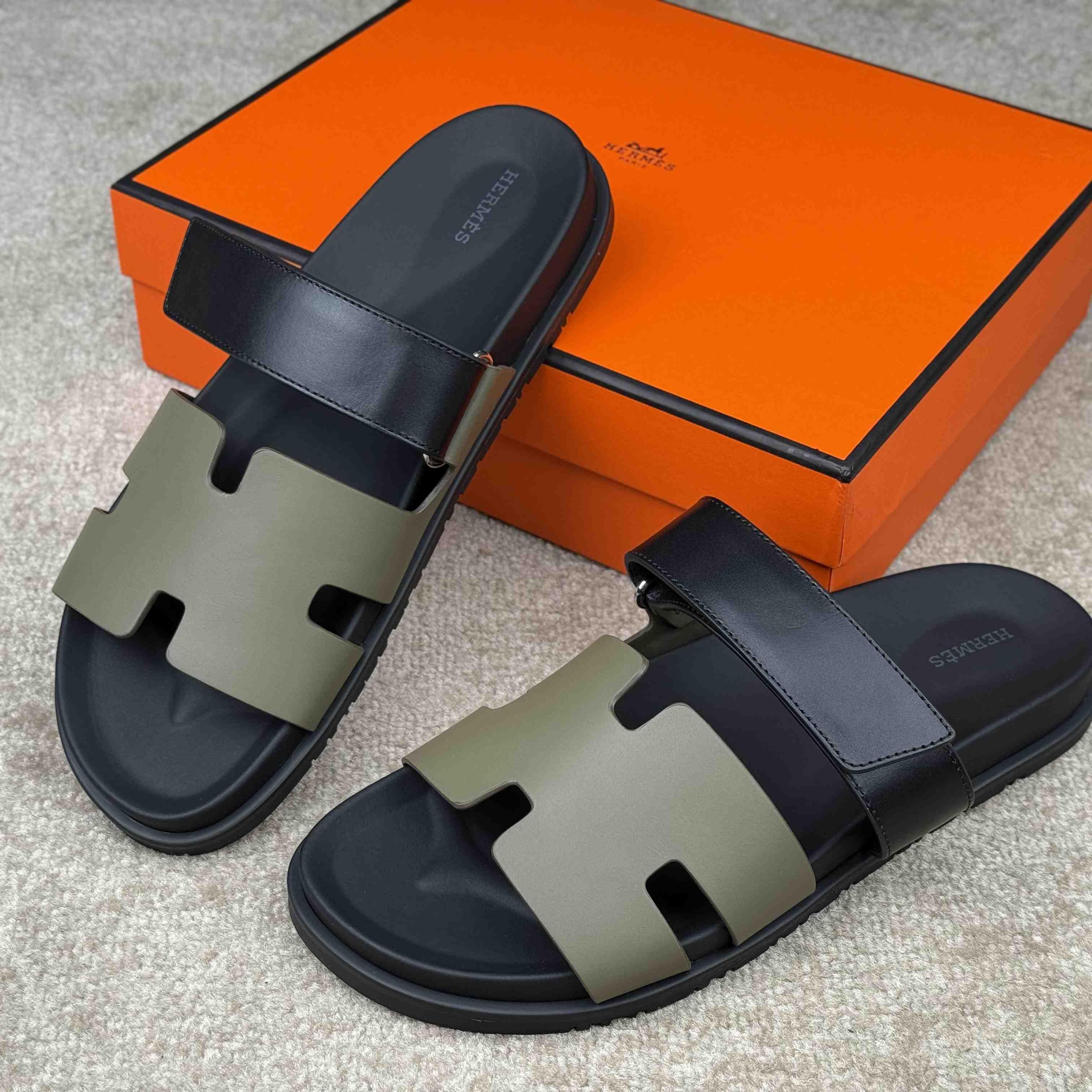 Hermes Chypre Sandal - FashionPlug