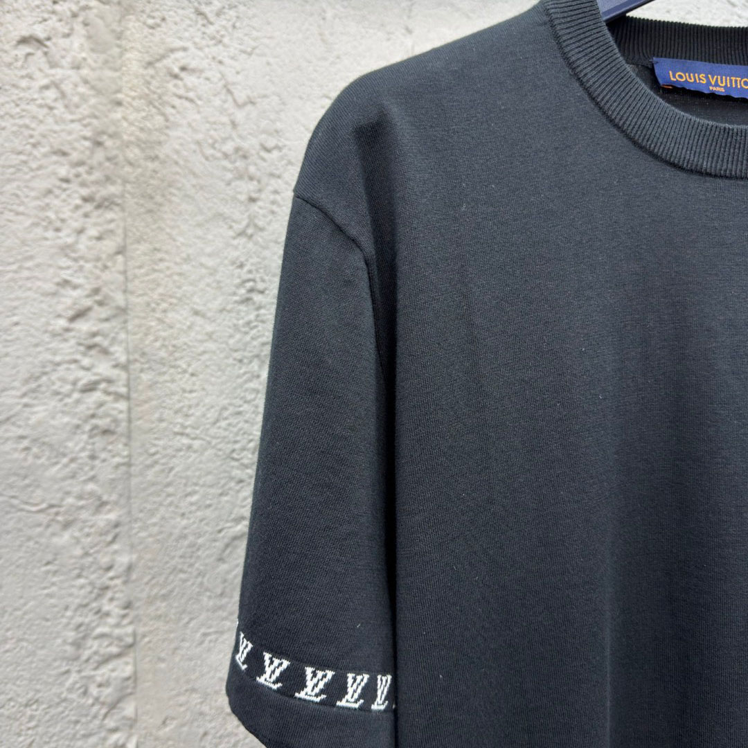 Louis Vuitton Short-Sleeved Cotton Crewneck  1AGKMG - FashionPlug