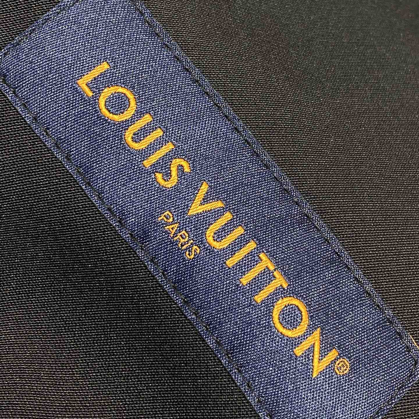 Louis Vuitton Preppy Relaxed Blazer   1AGTIP - FashionPlug