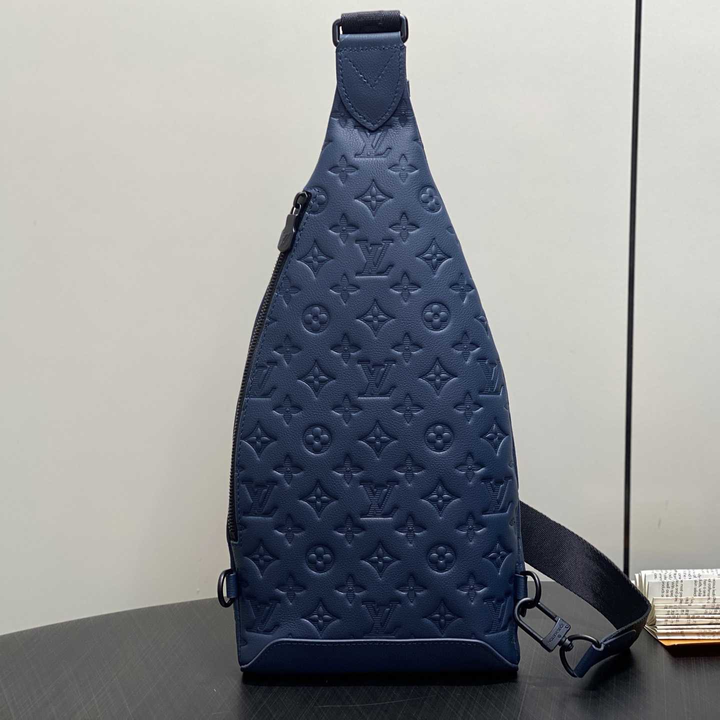 Louis Vuitton Duo Slingbag   M24467 - FashionPlug
