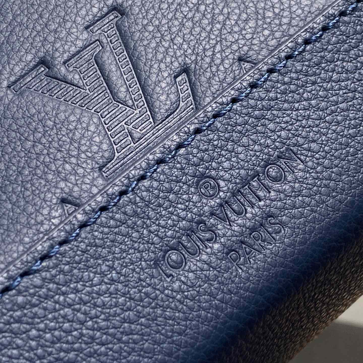 Louis Vuitton Duo Slingbag   M24467 - FashionPlug