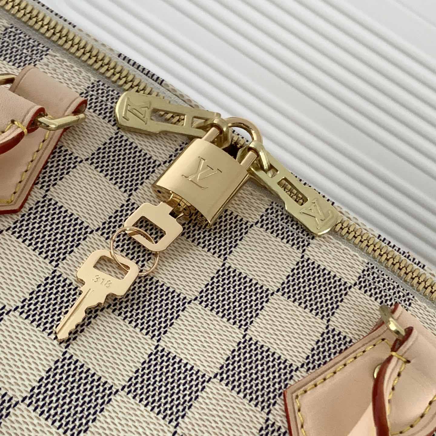 Louis Vuitton Speedy Bandoulière 35  M41111 - FashionPlug