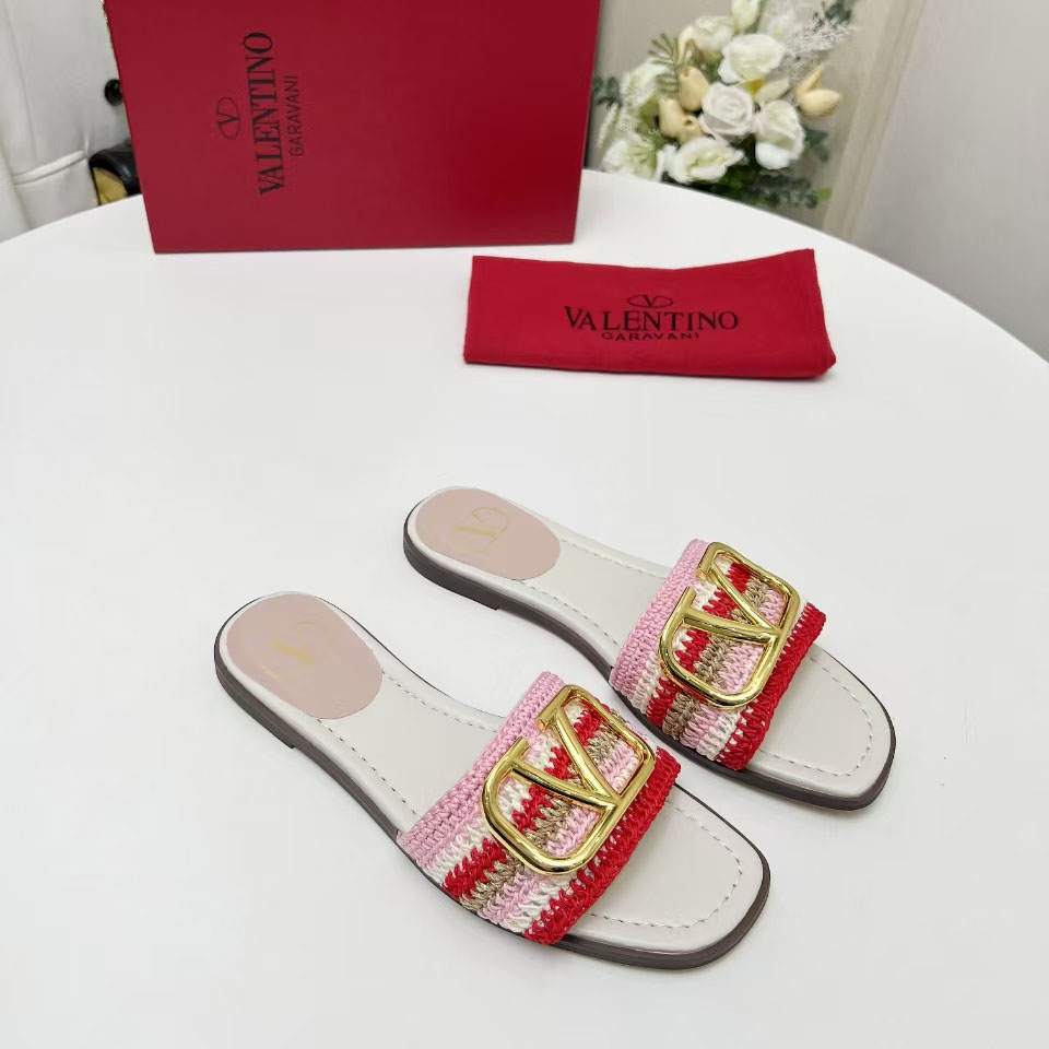 Valent Women's Pink Flat Sandals - FashionPlug