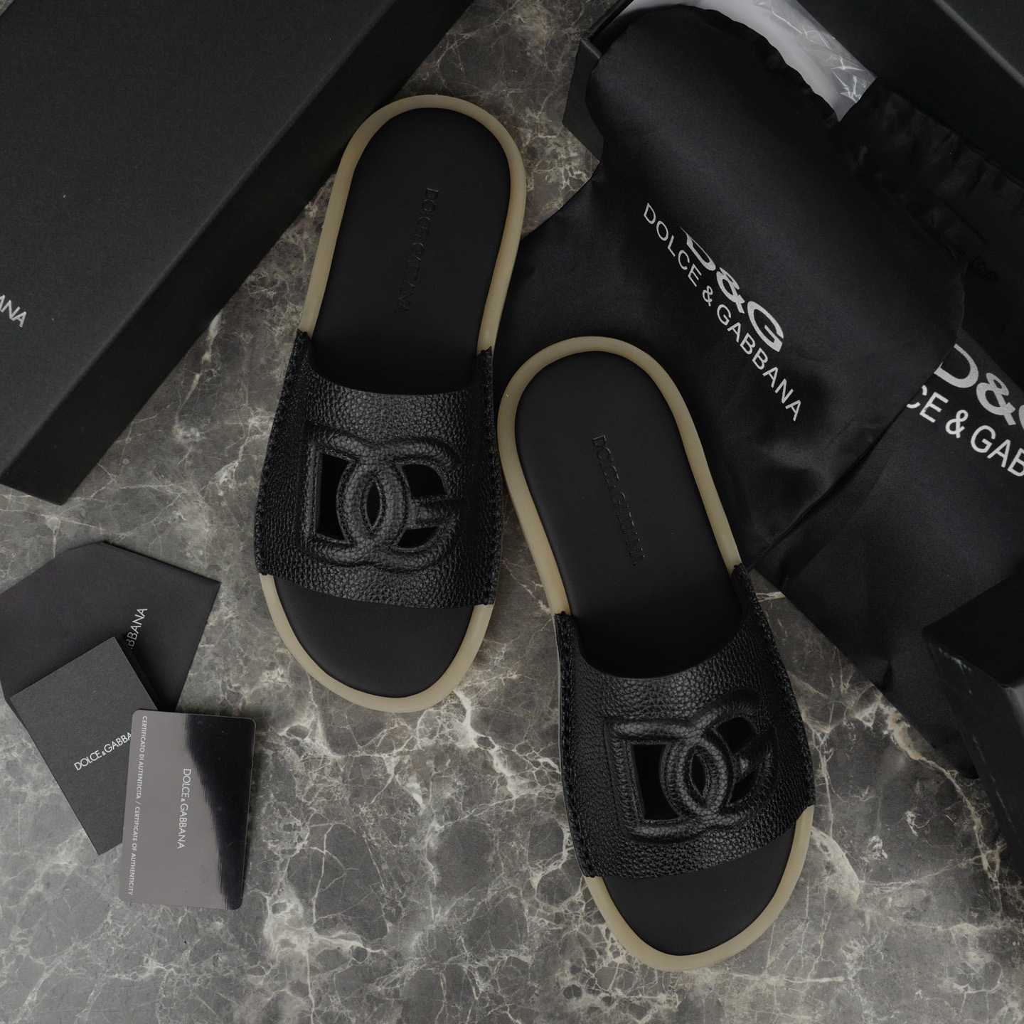 Dolce & Gabbana Black Leather Sliders - FashionPlug