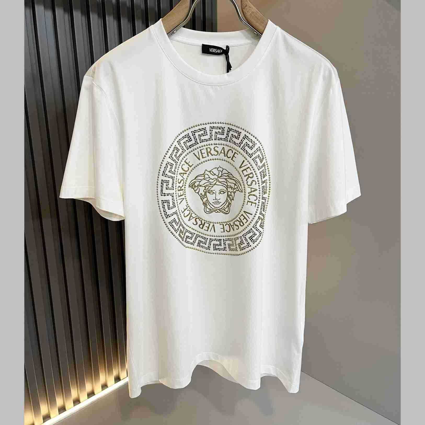 Versace Medusa T-shirt - FashionPlug
