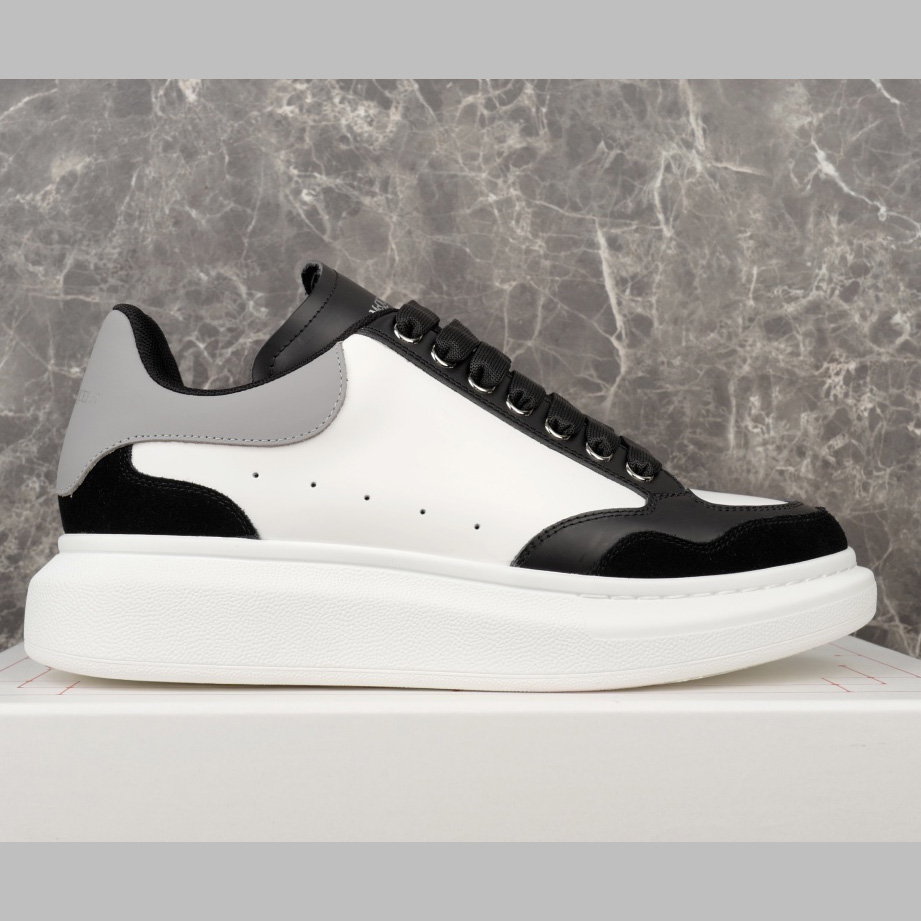 Alexander McQueen Oversized Sneaker 'Black White Grey' - FashionPlug