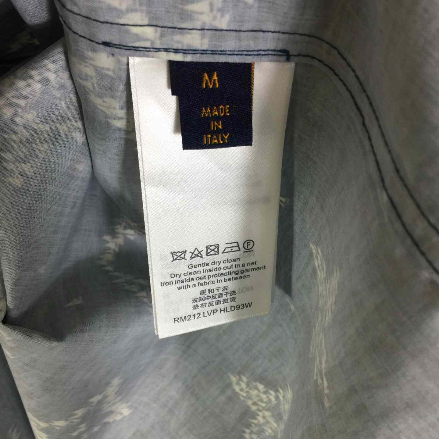Louis Vuitton Printed Monogram Short-Sleeved Shirt   1AHVU4 - FashionPlug