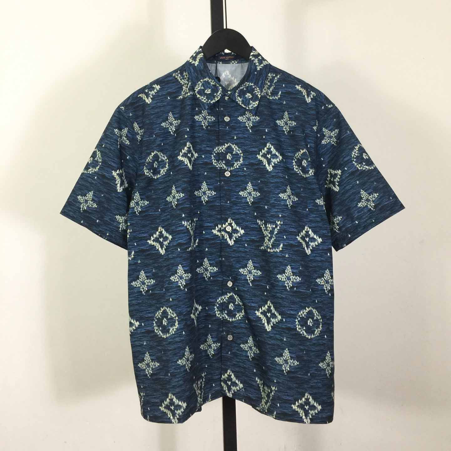 Louis Vuitton Printed Monogram Short-Sleeved Shirt   1AHVU4 - FashionPlug