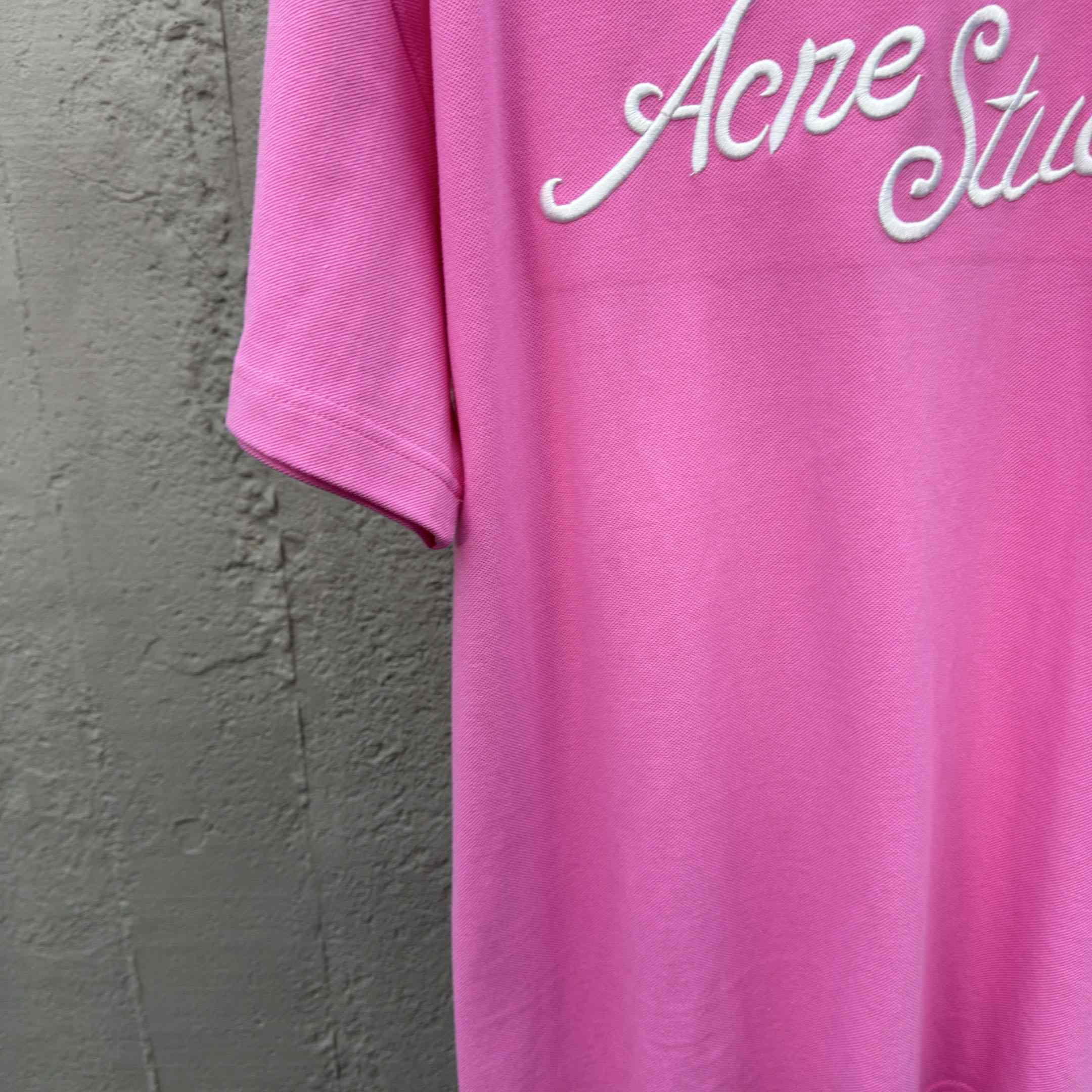 Acne Studios Logo T-shirt - Relaxed Fit - FashionPlug