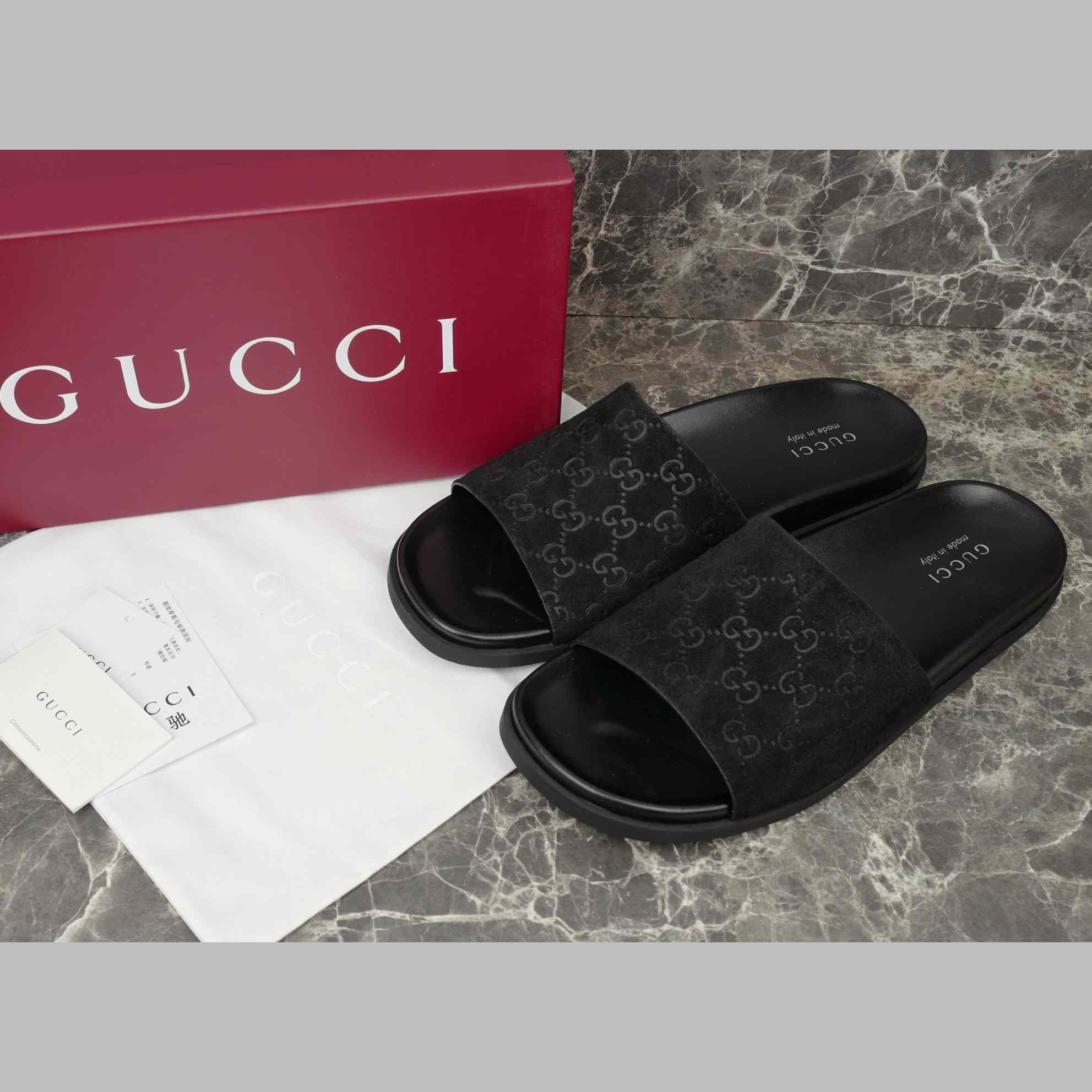Gucci Men's Slide Sandal - FashionPlug