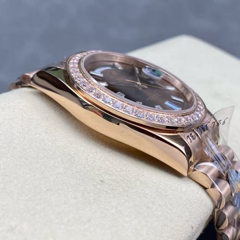 Rolex Day Date Watch - FashionPlug