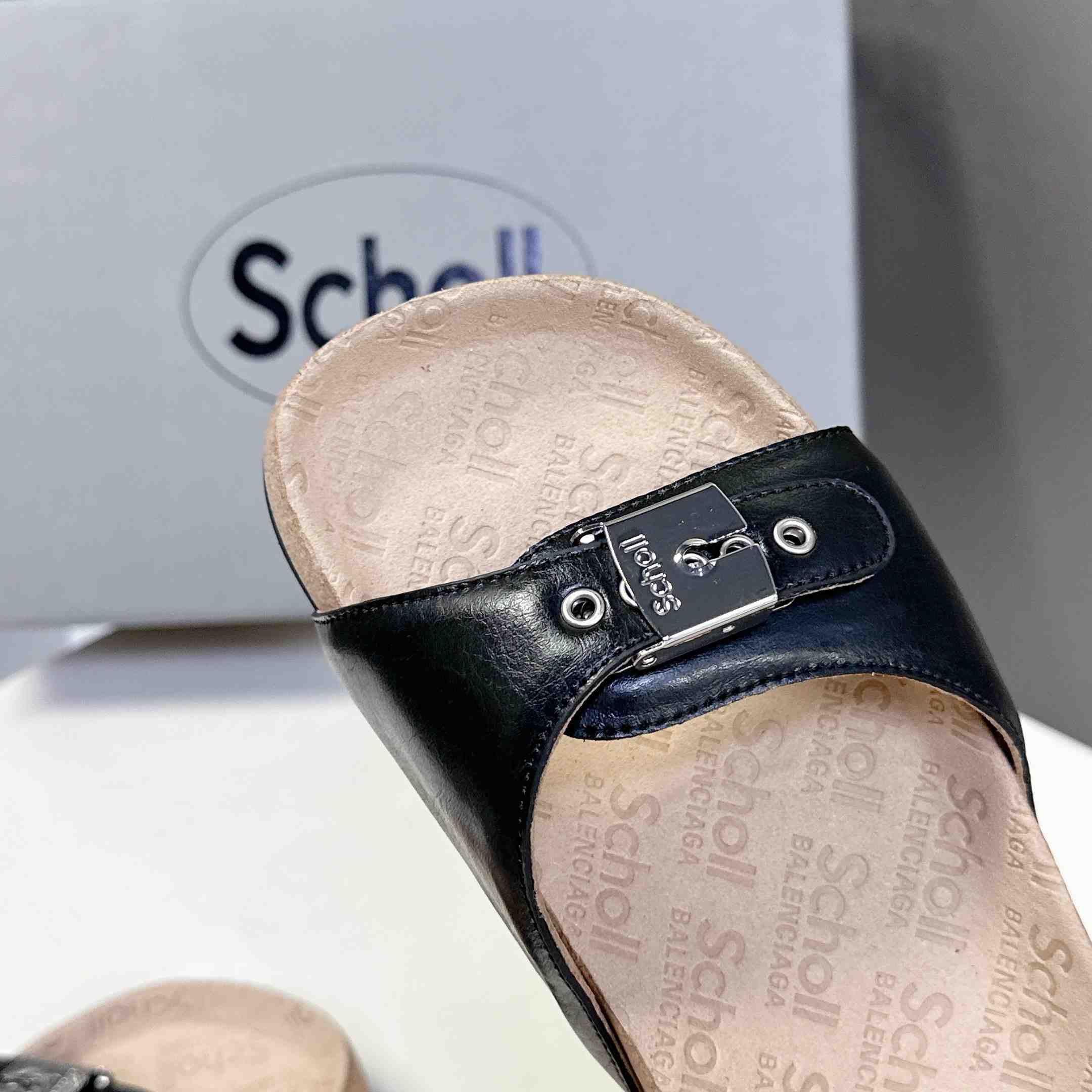 Balenciaga Scholl Flat Sandal In Black - FashionPlug