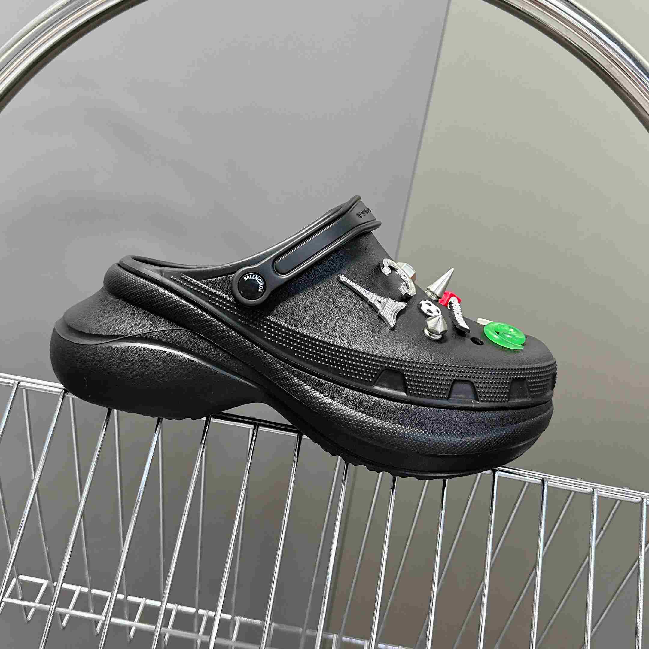 Balenciaga Crocs™ Mule In Black - FashionPlug