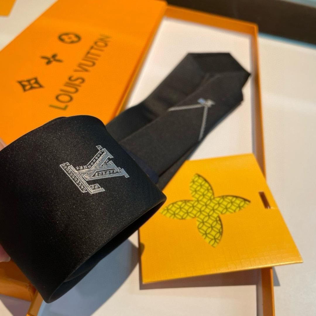 Louis Vuitton Tie - FashionPlug