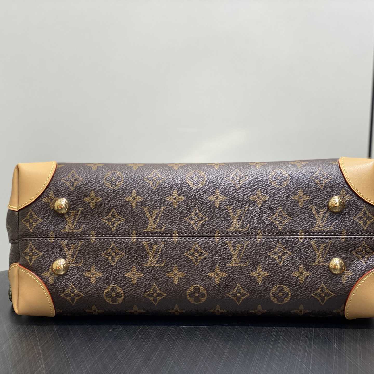 Louis Vuitton Hide Away MM   M14473 - FashionPlug