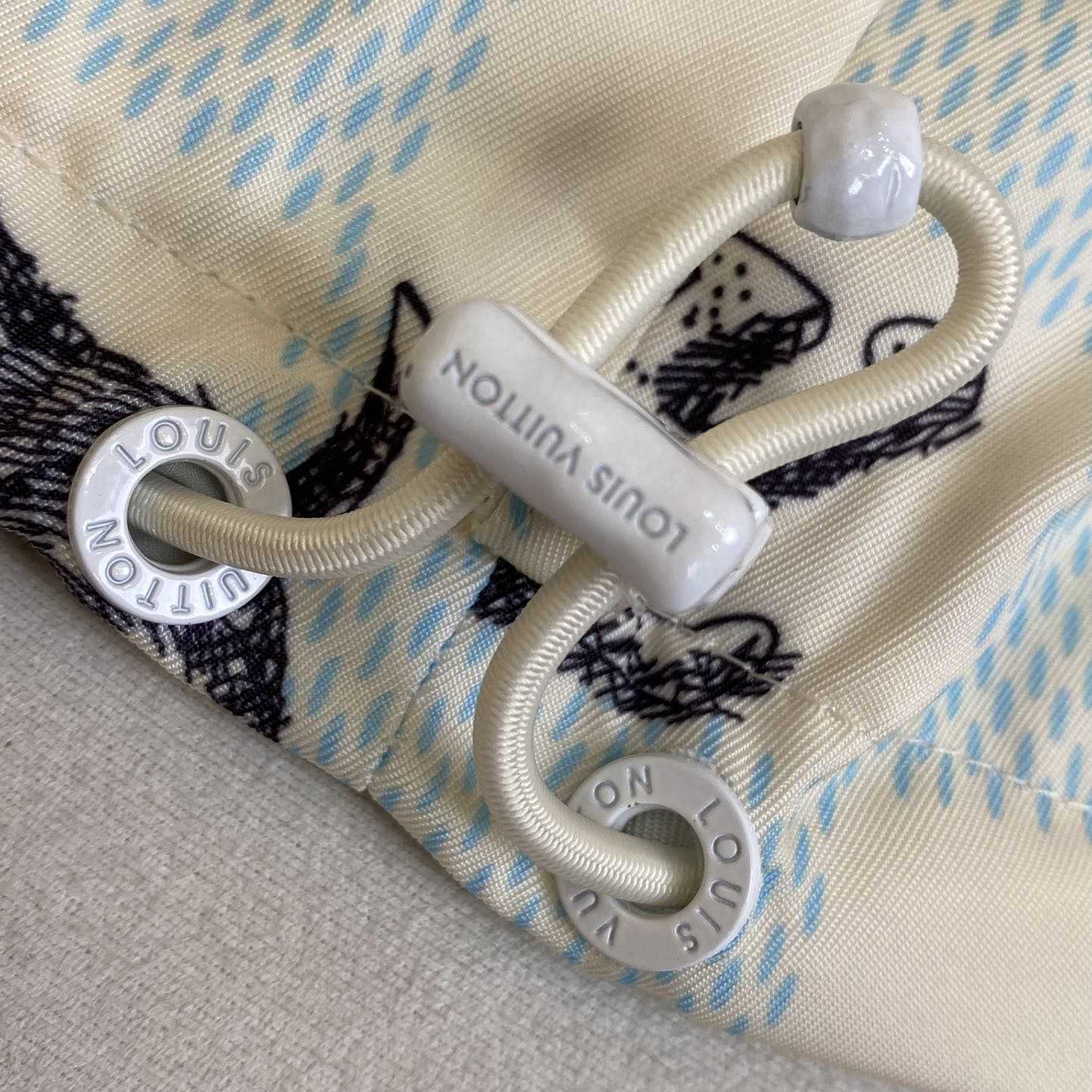 Louis Vuitton Damier Printed Hooded Anorak - FashionPlug