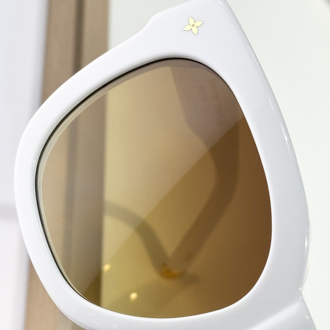 Louis Vuitton LV x TM My Monogram Multicolor Square Sunglasses  Z2725W - FashionPlug