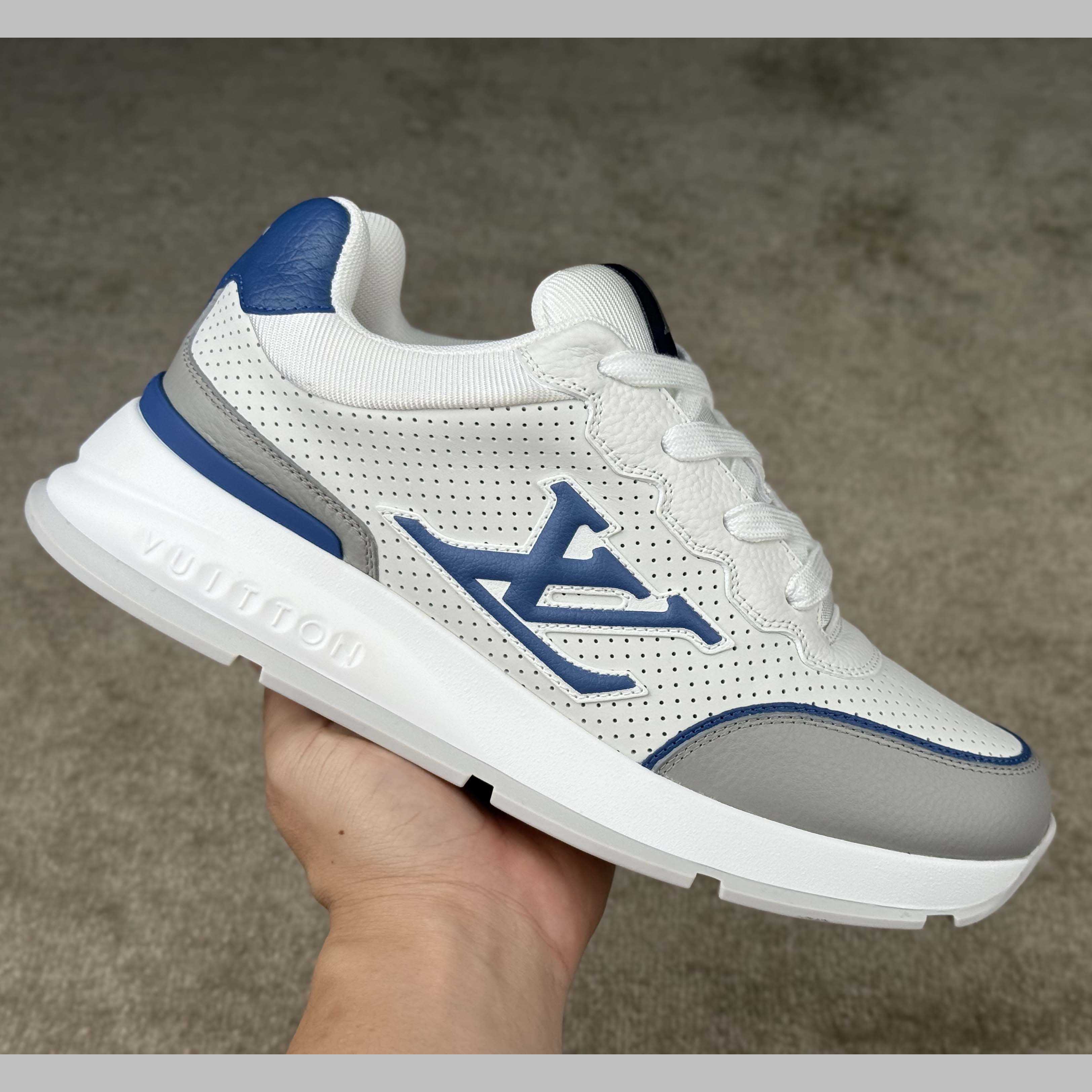 Louis Vuitton LV Classic Sneaker   1AHSV0 - FashionPlug