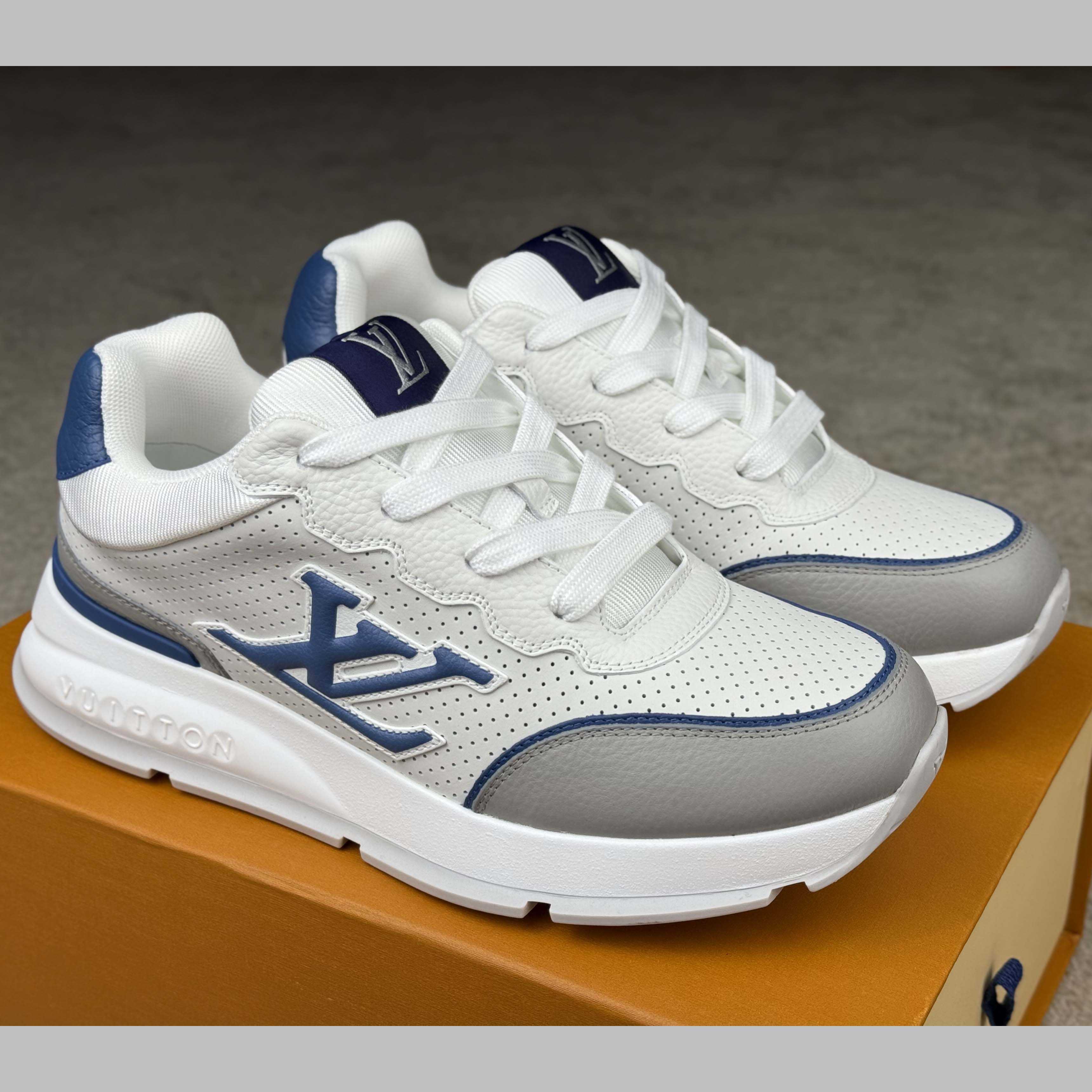 Louis Vuitton LV Classic Sneaker   1AHSV0 - FashionPlug
